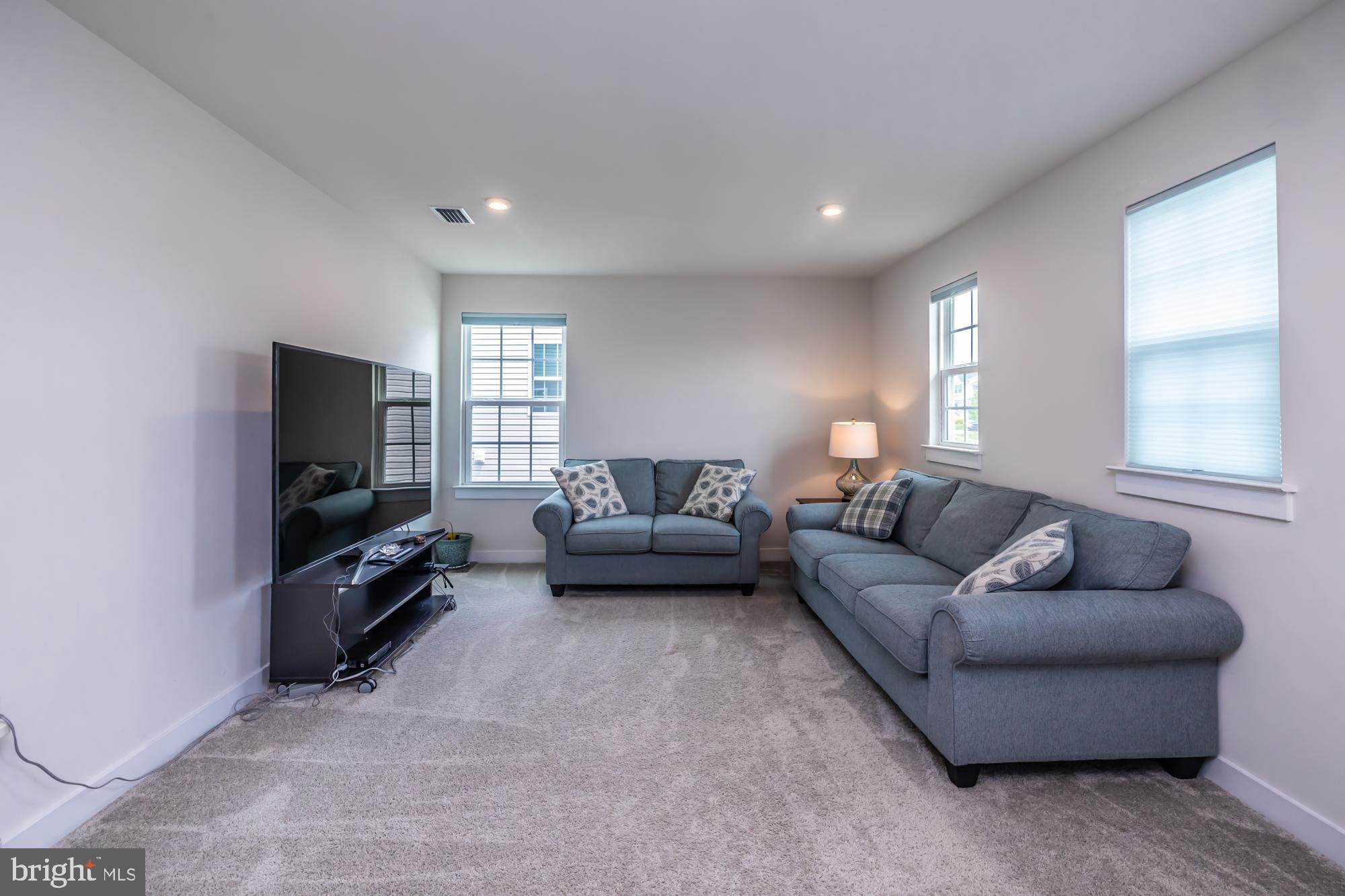 WOODFIELD - Residential Lease