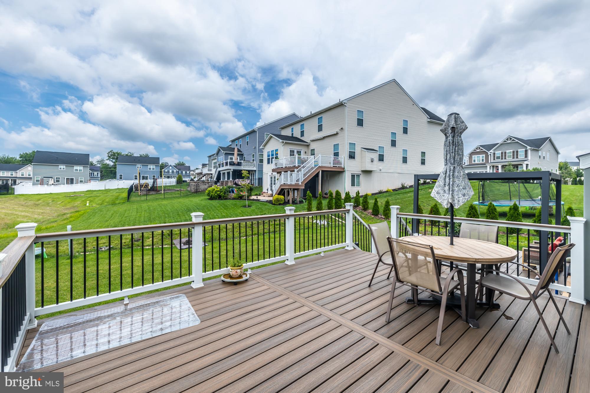 WOODFIELD - Residential Lease