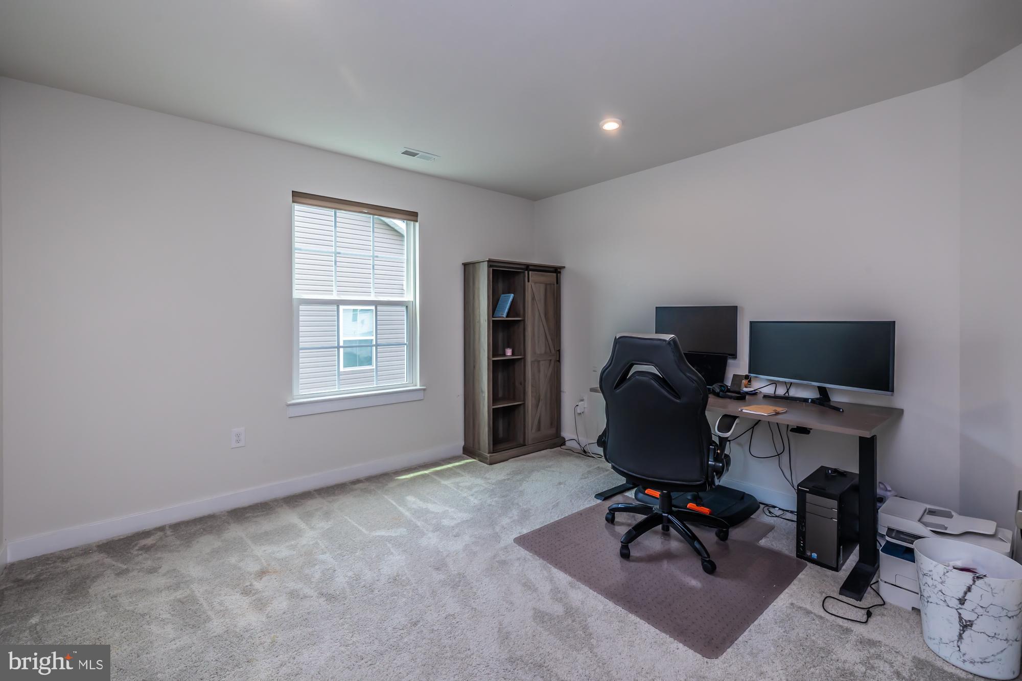 WOODFIELD - Residential Lease