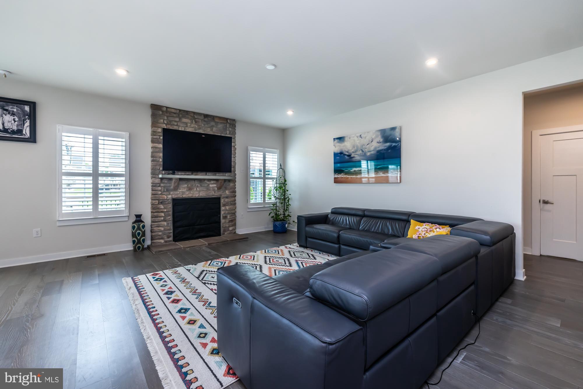 WOODFIELD - Residential Lease