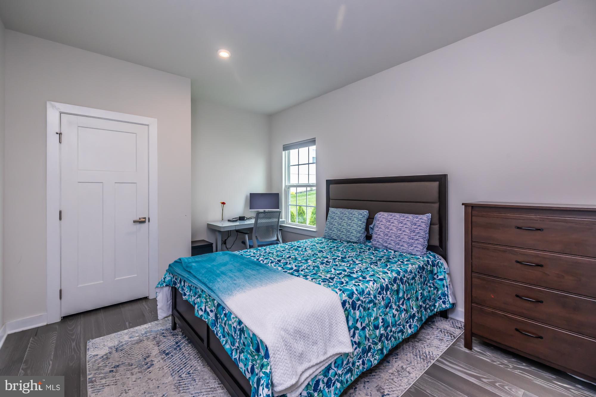 WOODFIELD - Residential Lease