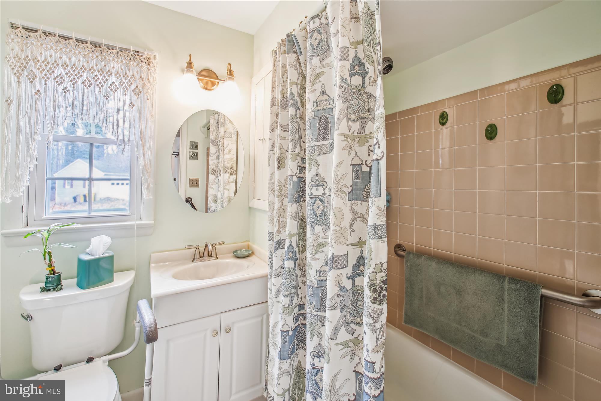 SEVERN GROVE - Residential