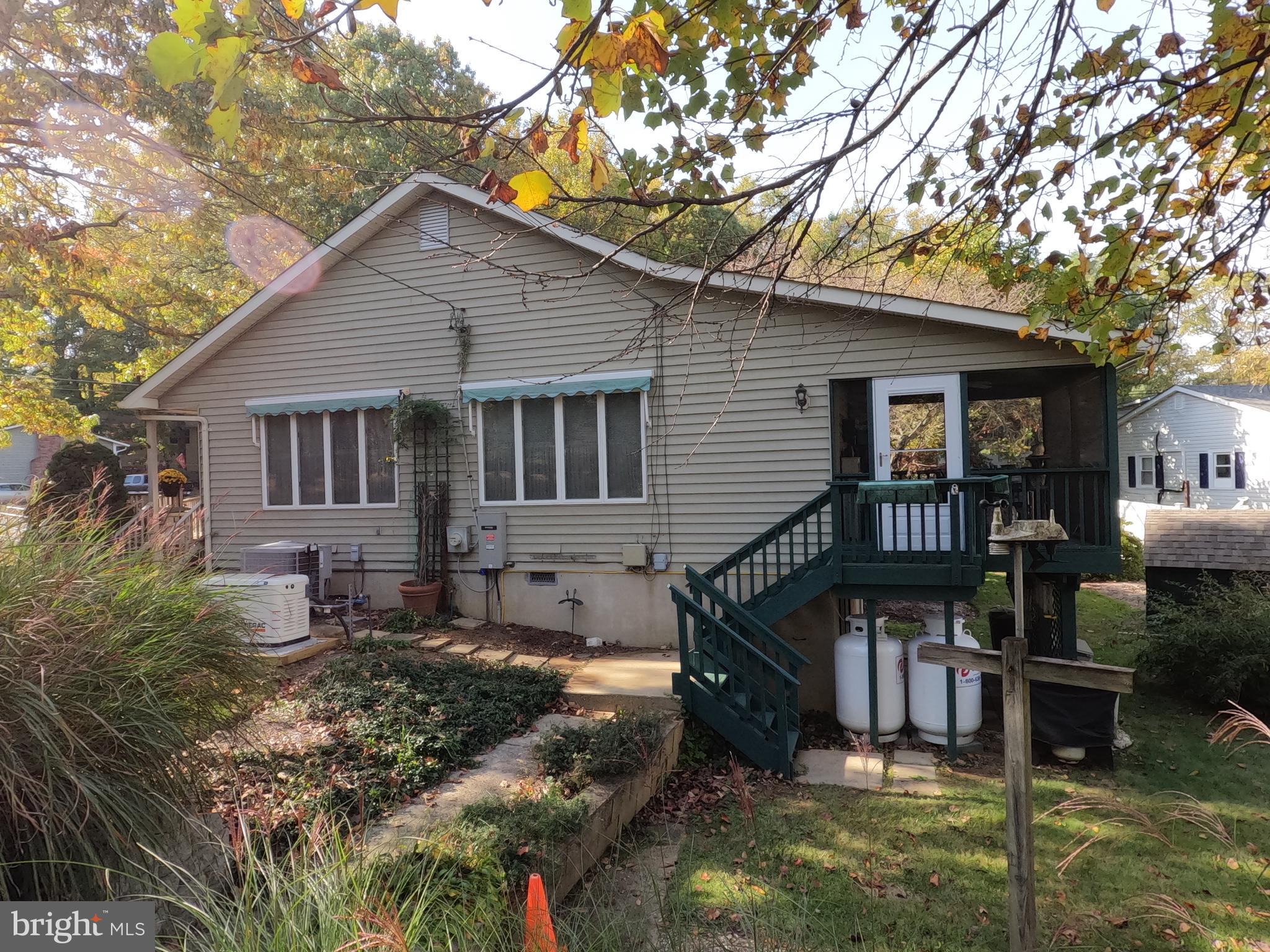 SEVERN GROVE - Residential