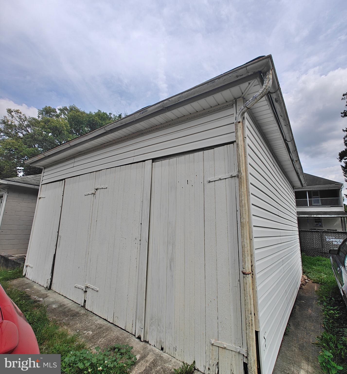 1217 WILSON AVENUE