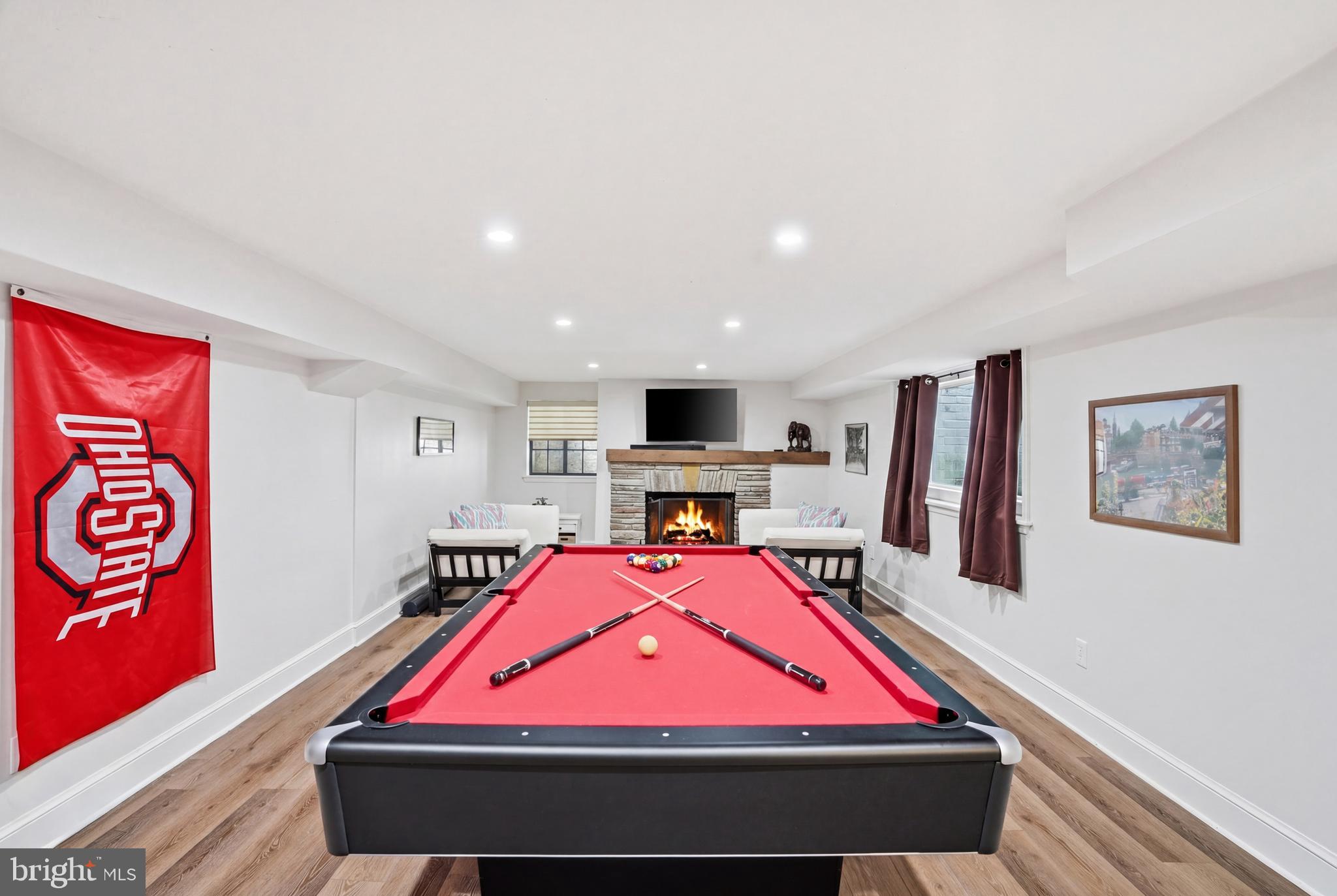 GREENWICH FOREST - Residential