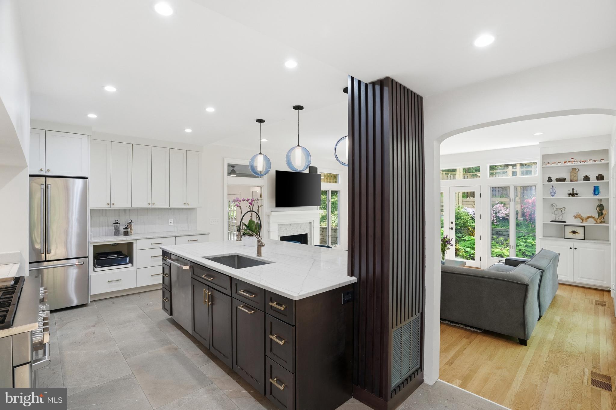 GREENWICH FOREST - Residential