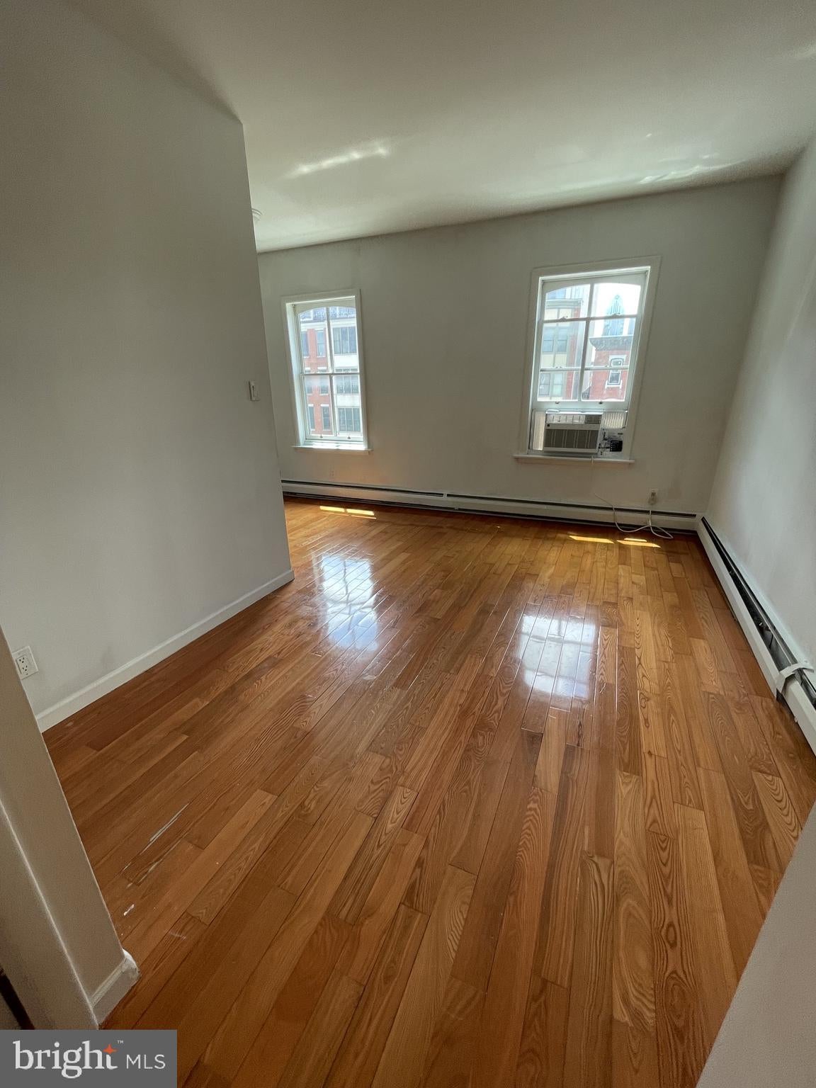 1917 SPRING GARDEN STREET 5