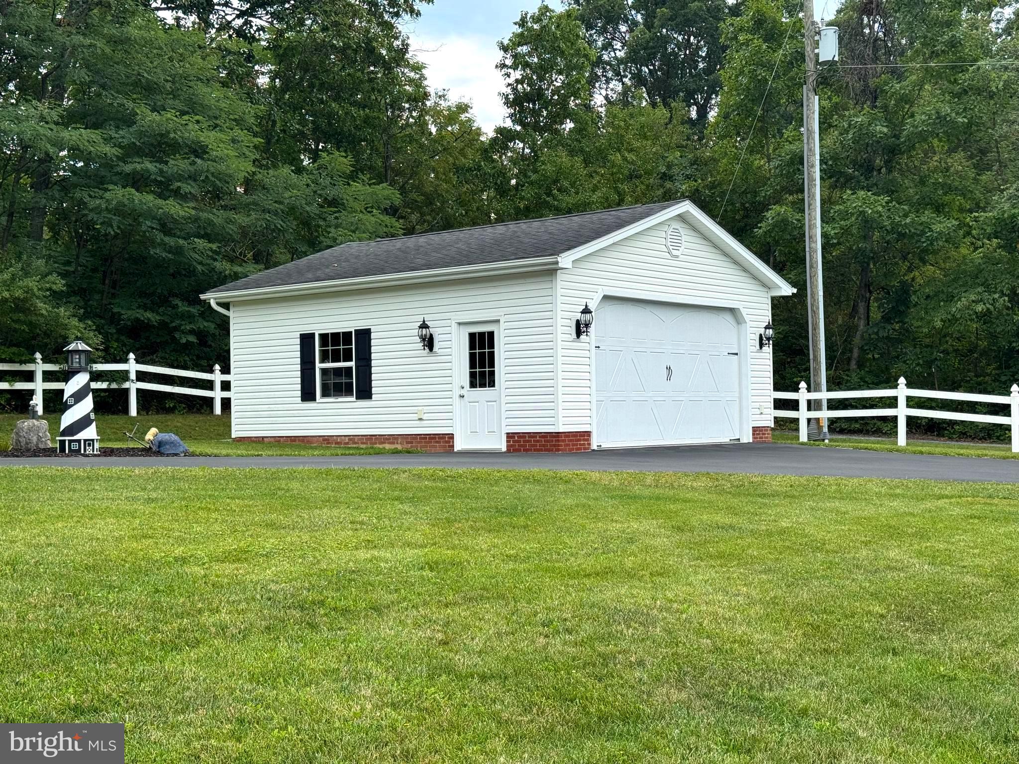 211 MARPLE ROAD
