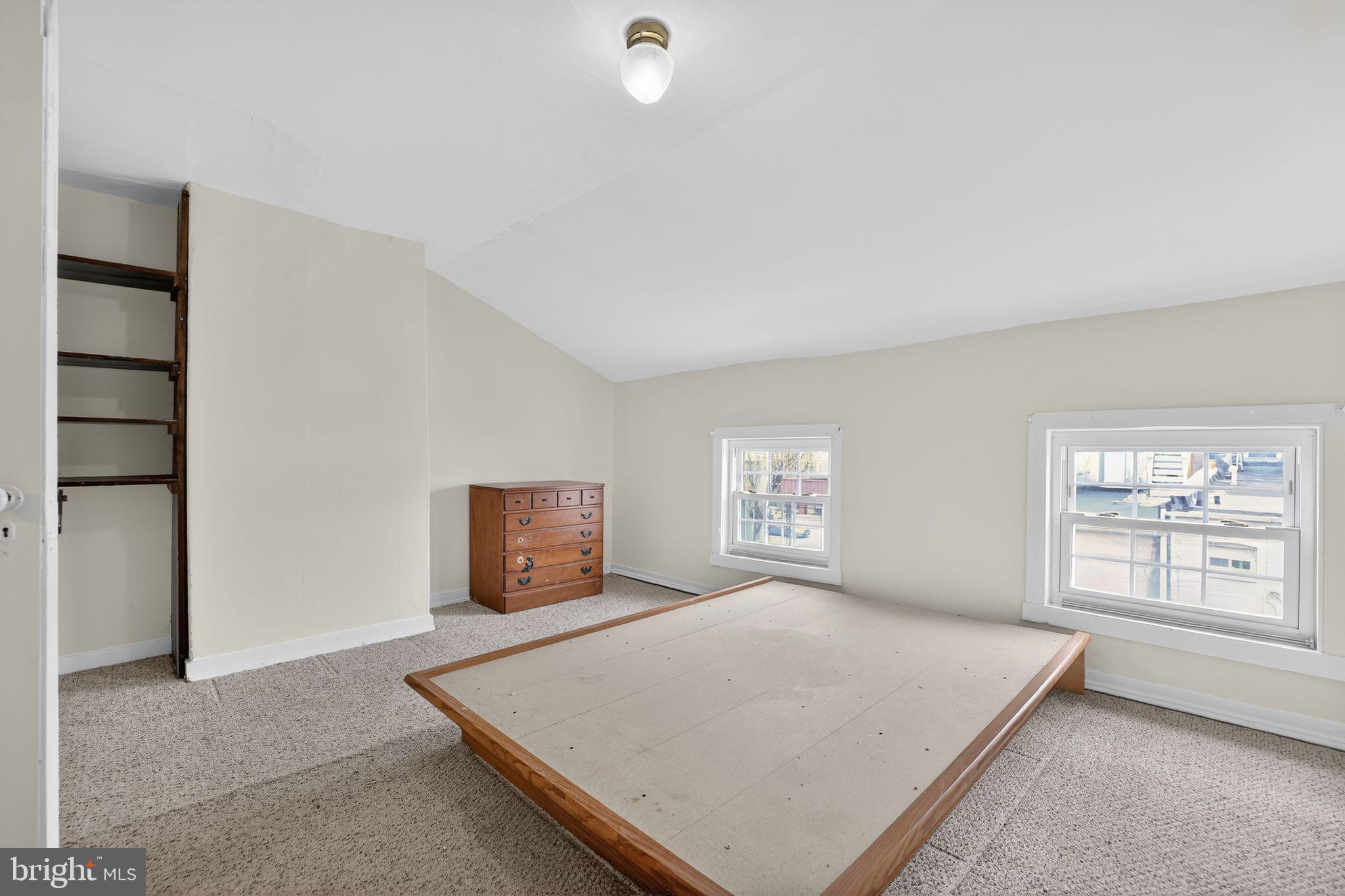 CANTON - Residential