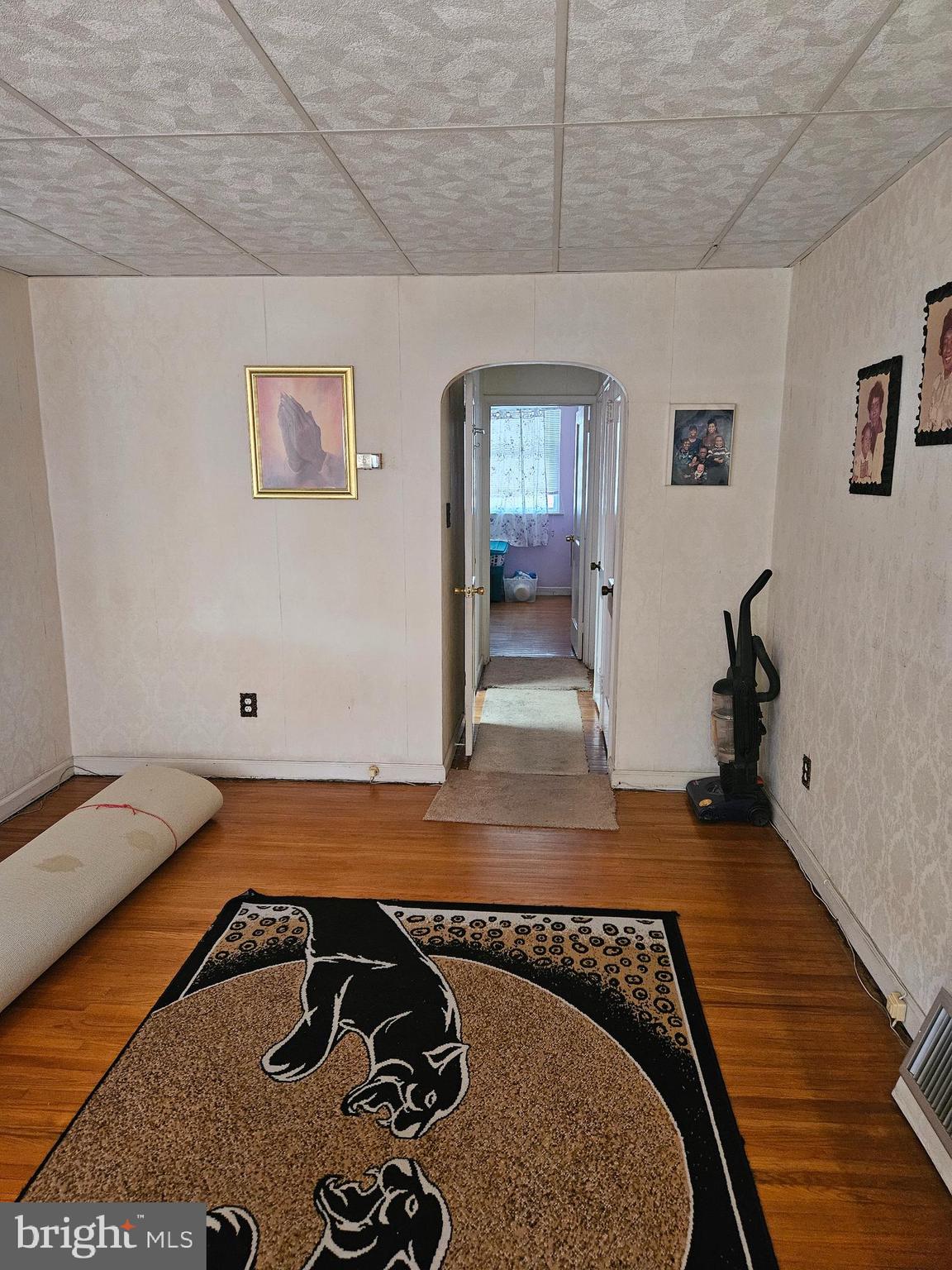 ELMWOOD PARK - Residential