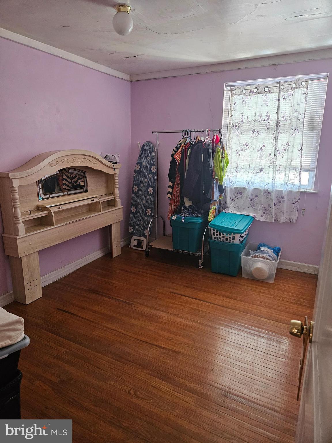 ELMWOOD PARK - Residential