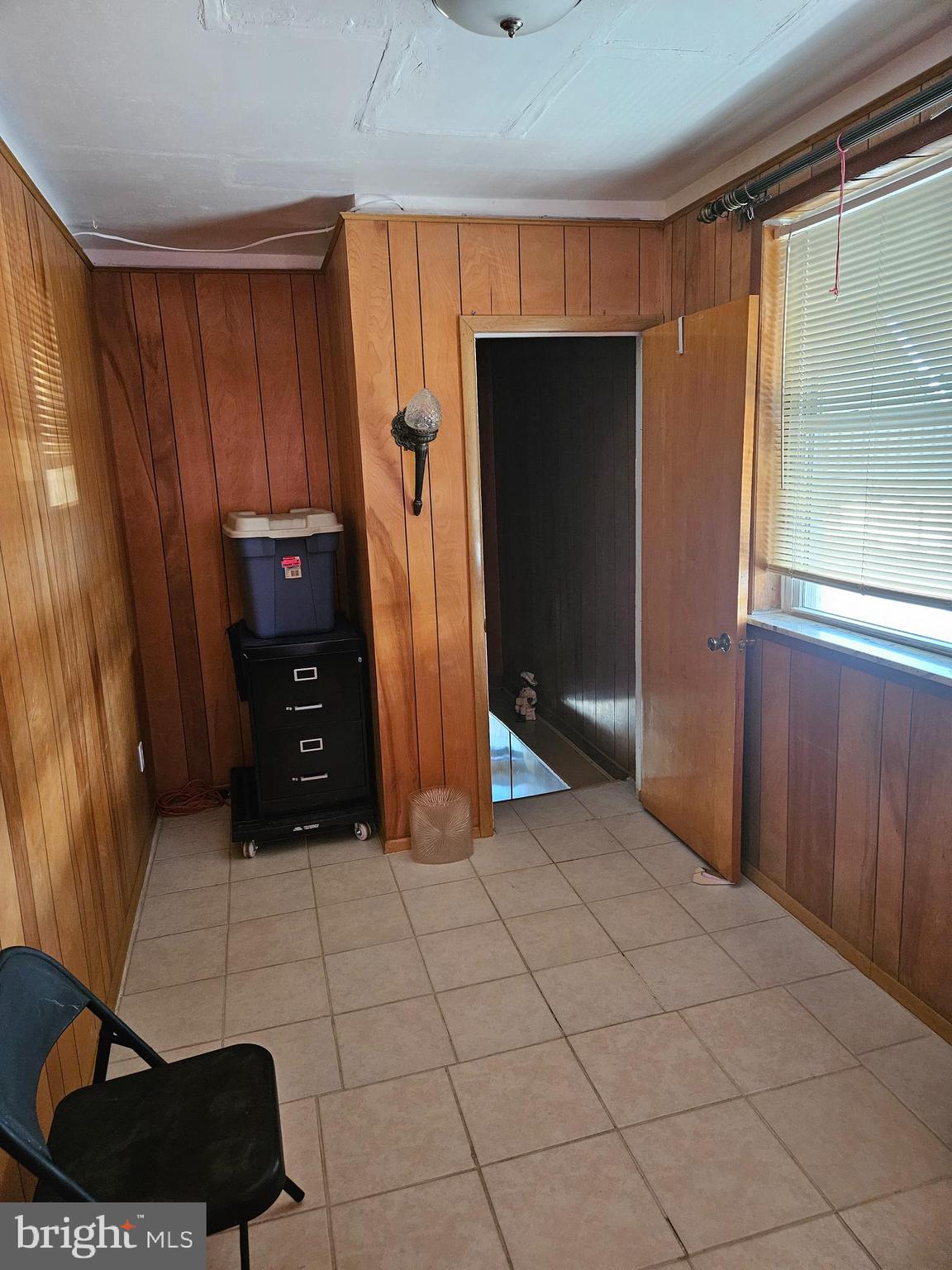 ELMWOOD PARK - Residential