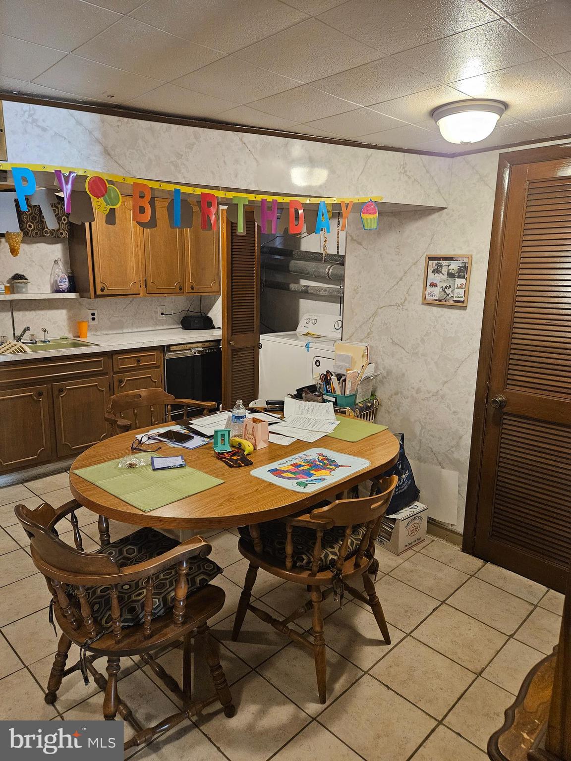 ELMWOOD PARK - Residential