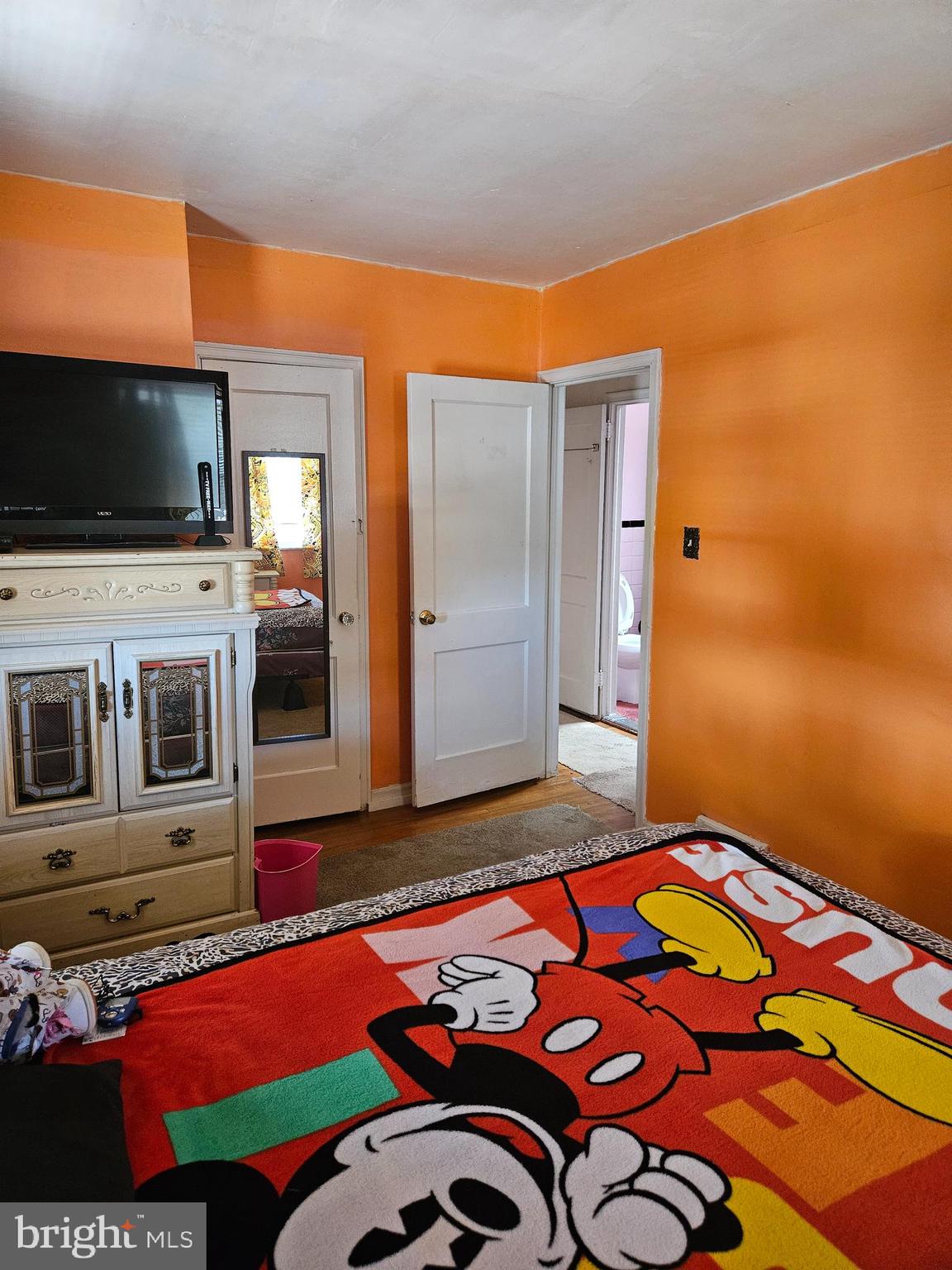 ELMWOOD PARK - Residential