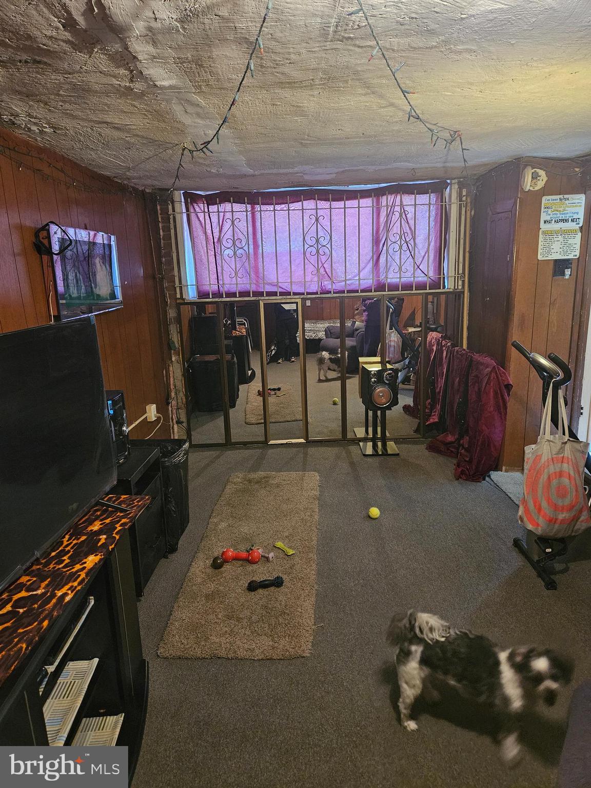 ELMWOOD PARK - Residential