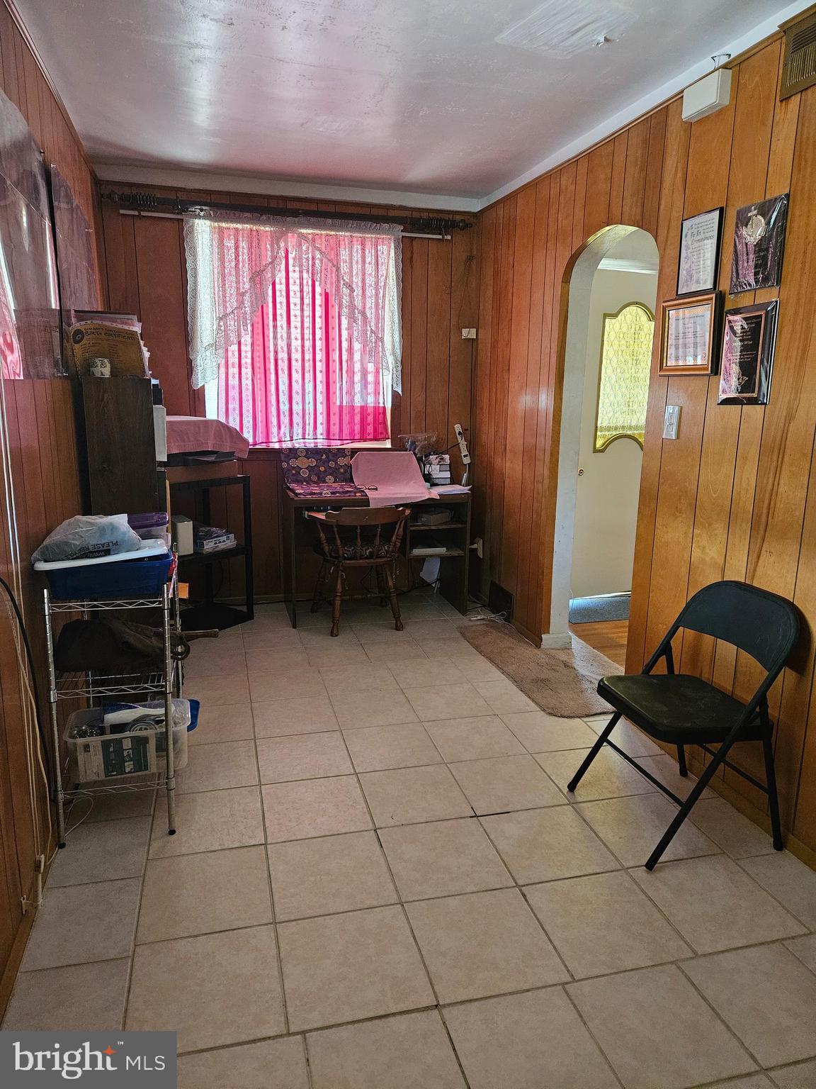 ELMWOOD PARK - Residential