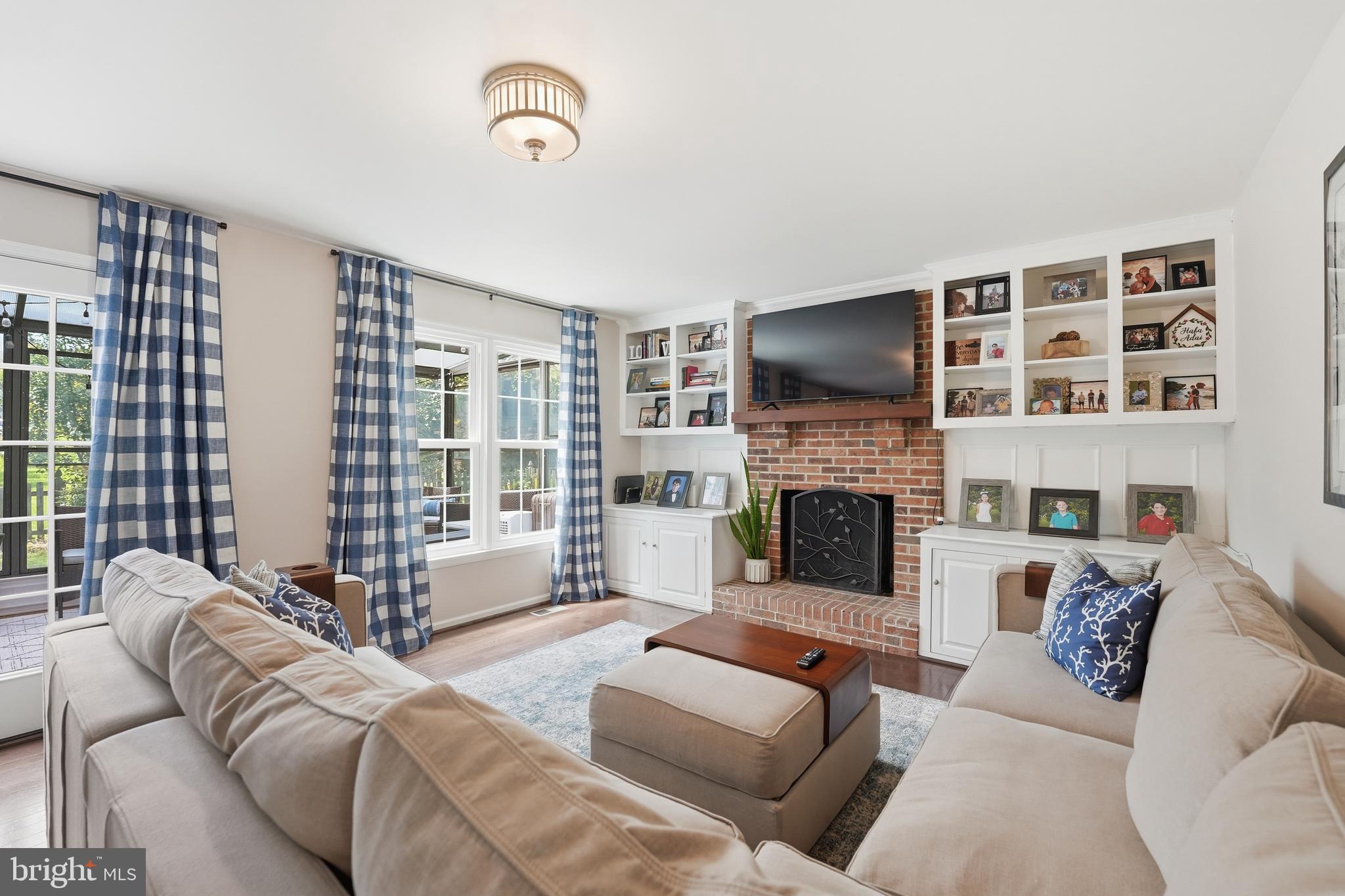 SOUTHPORT - Residential