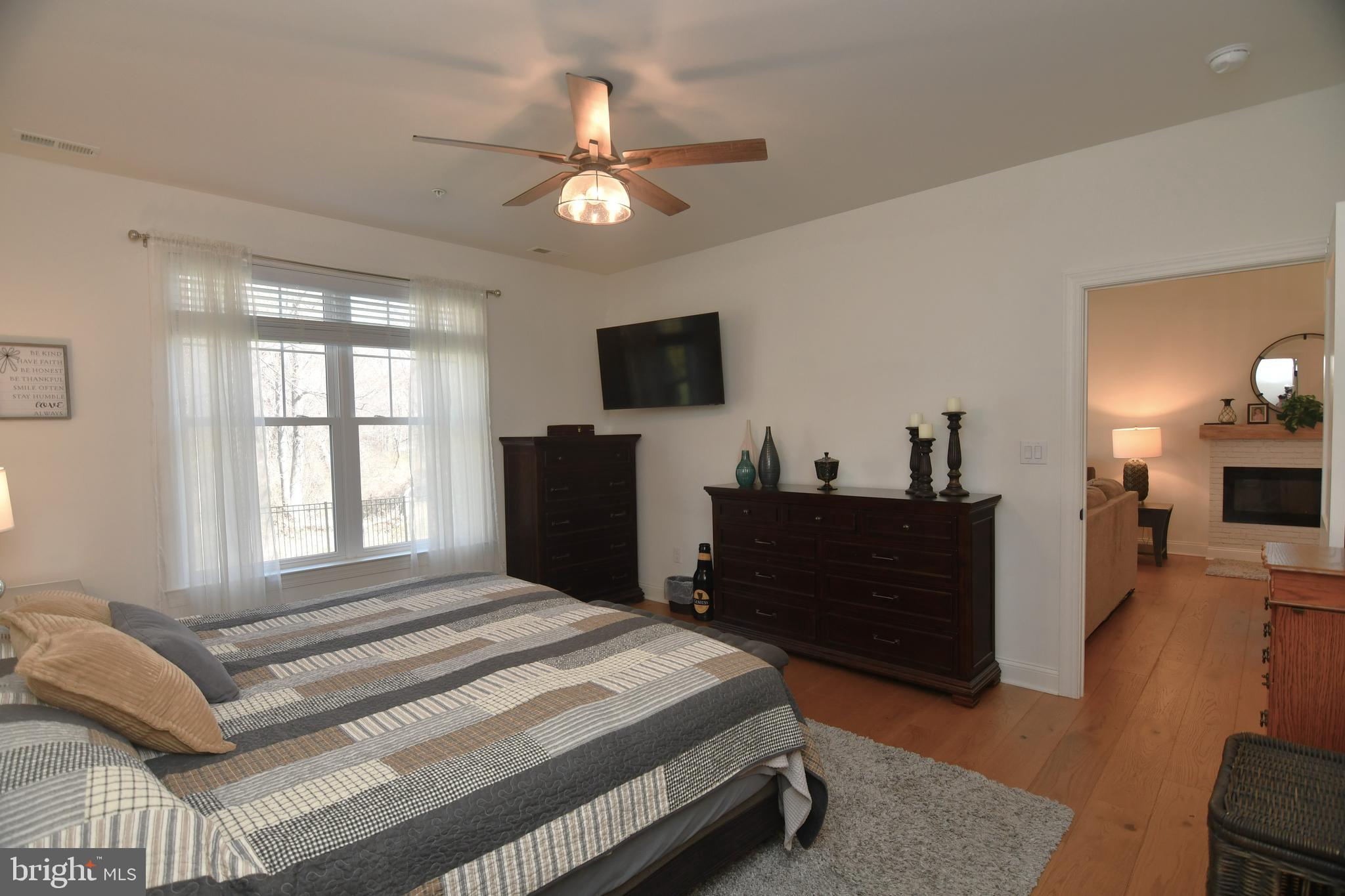 ROSE POINTE - Residential