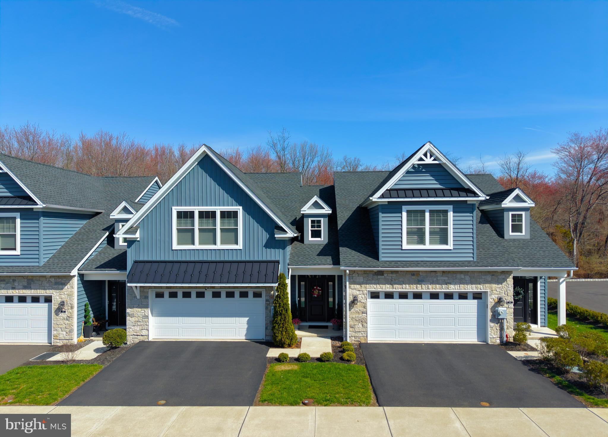 ROSE POINTE - Residential