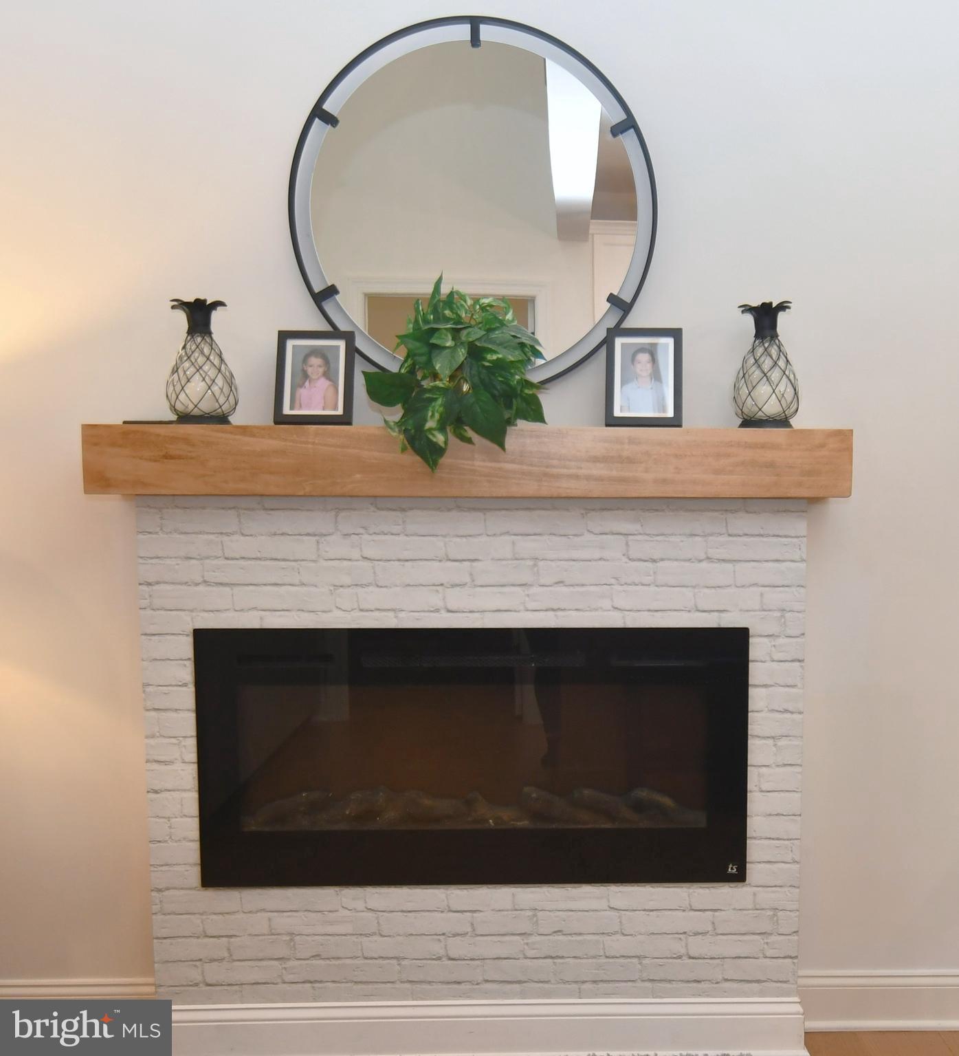 ROSE POINTE - Residential