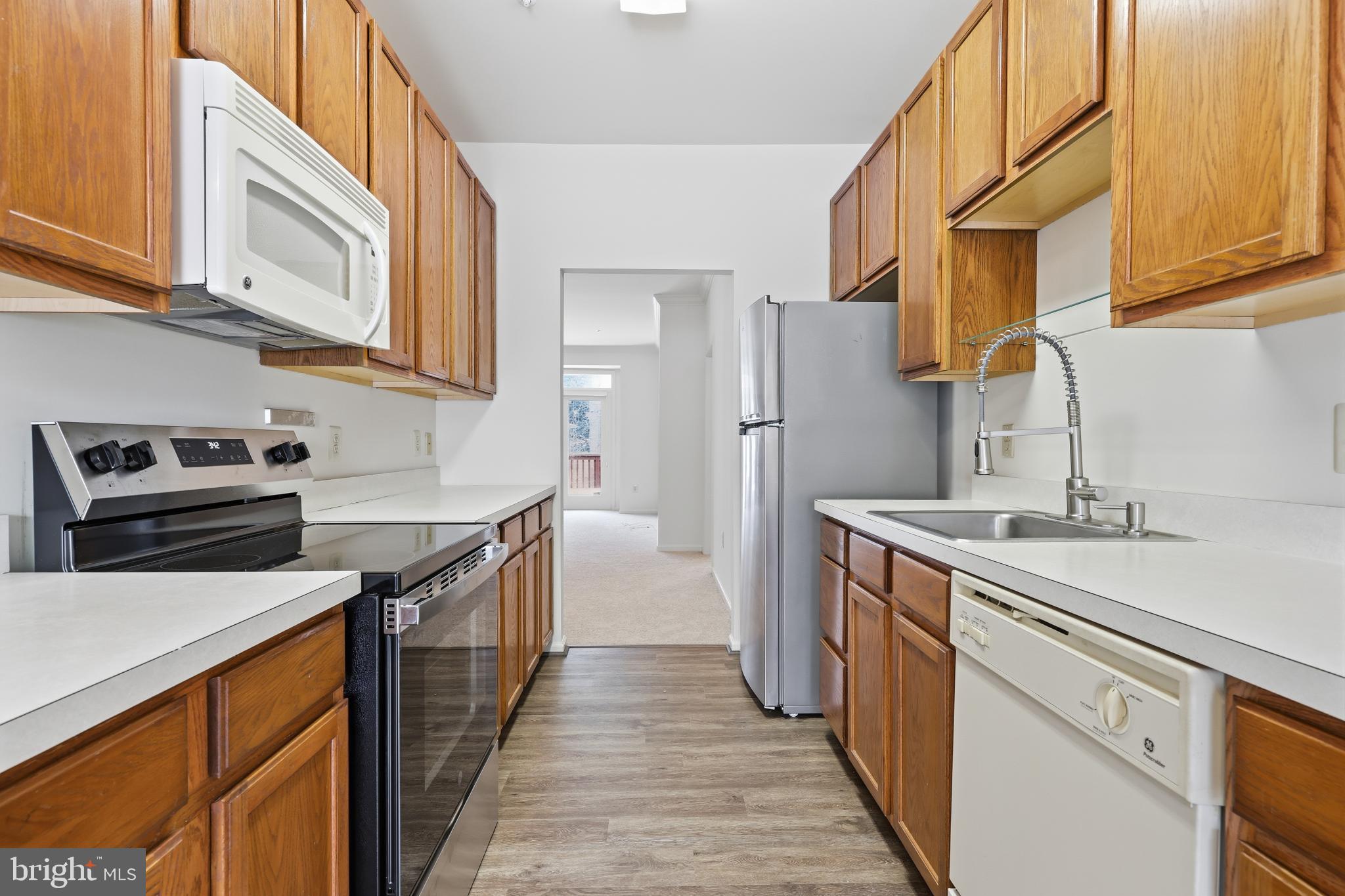 STUARTS KEEP - Residential