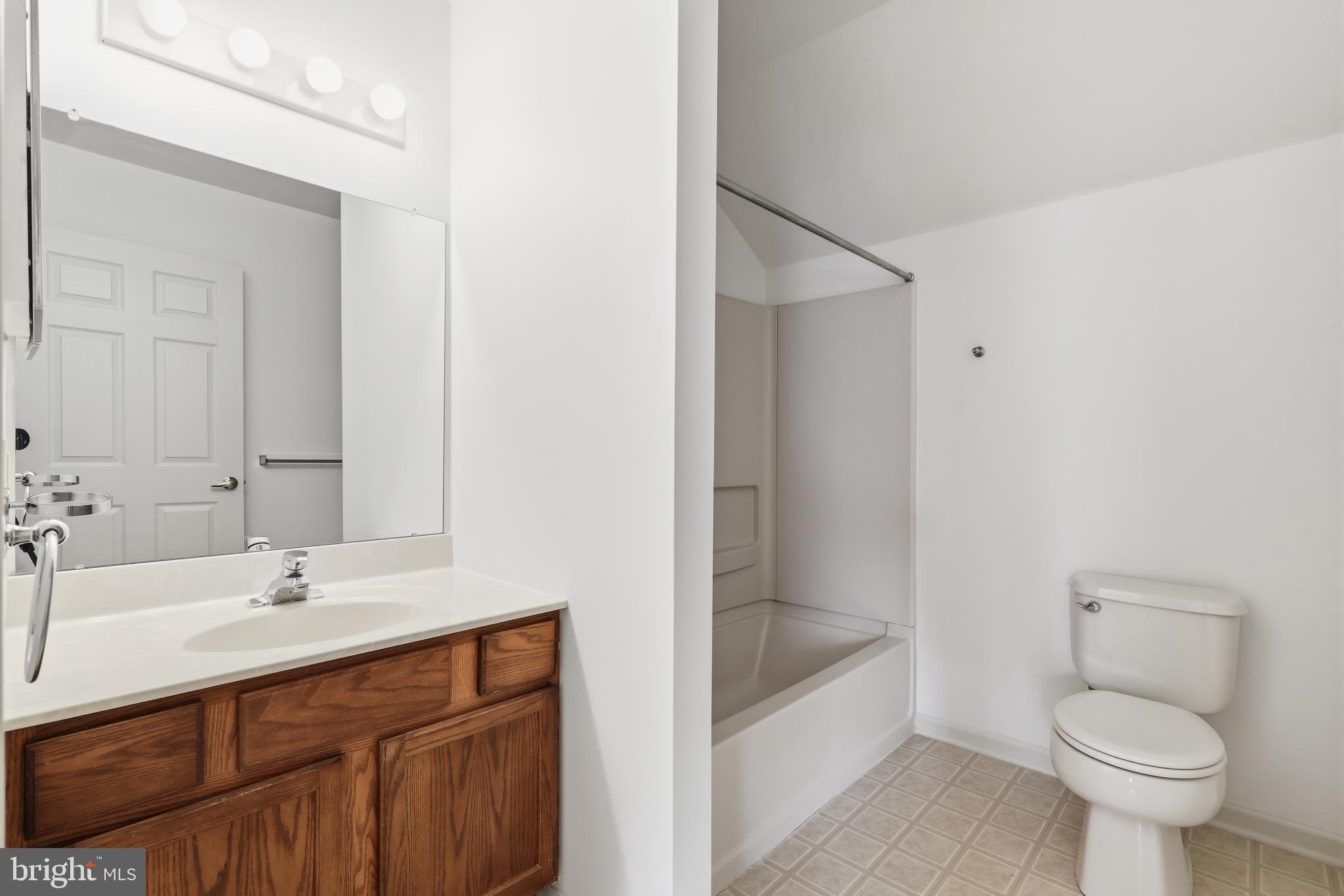 STUARTS KEEP - Residential