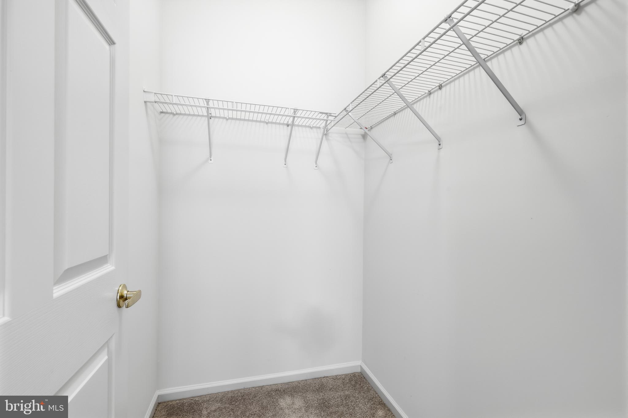 STUARTS KEEP - Residential