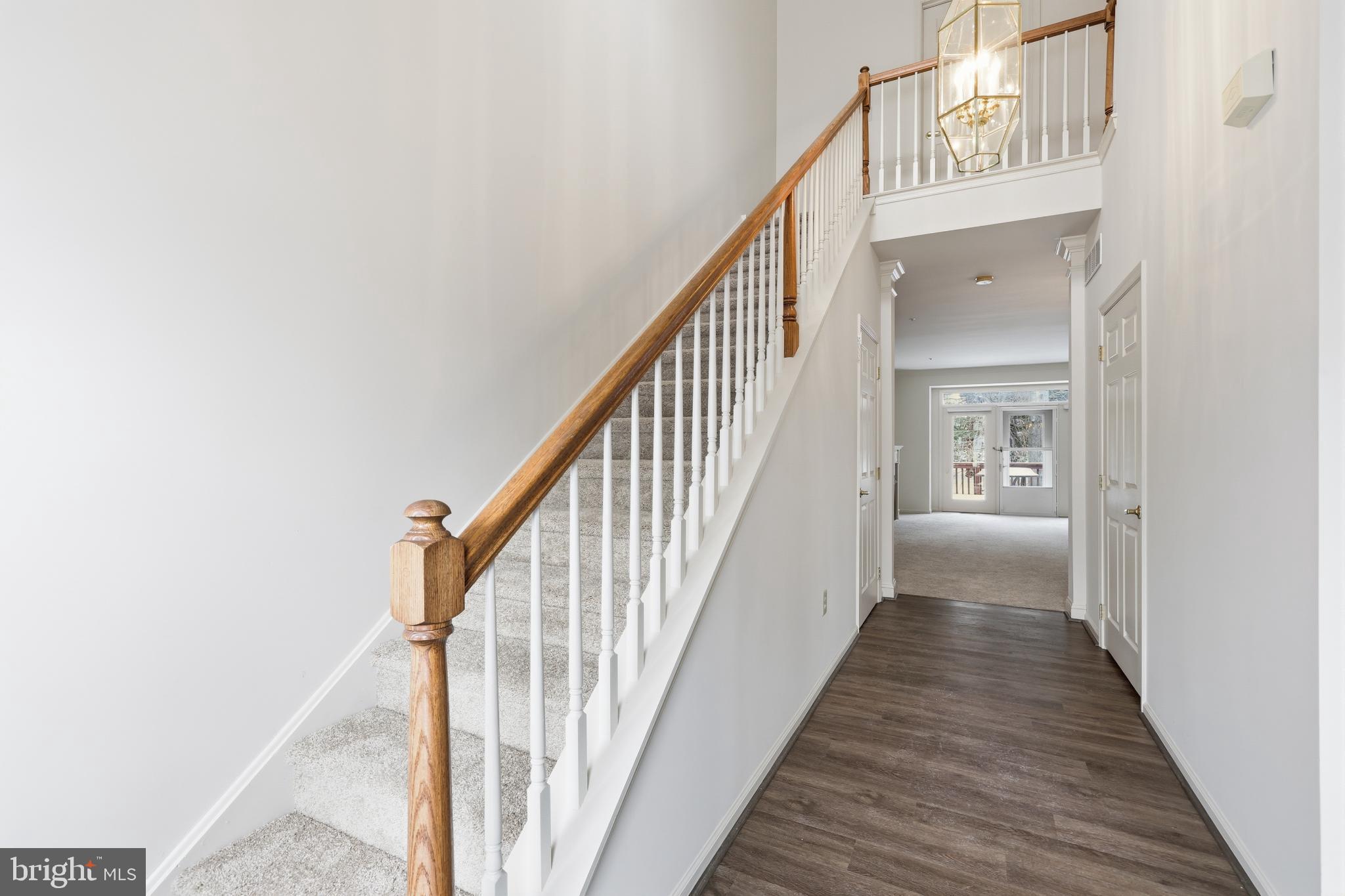 STUARTS KEEP - Residential