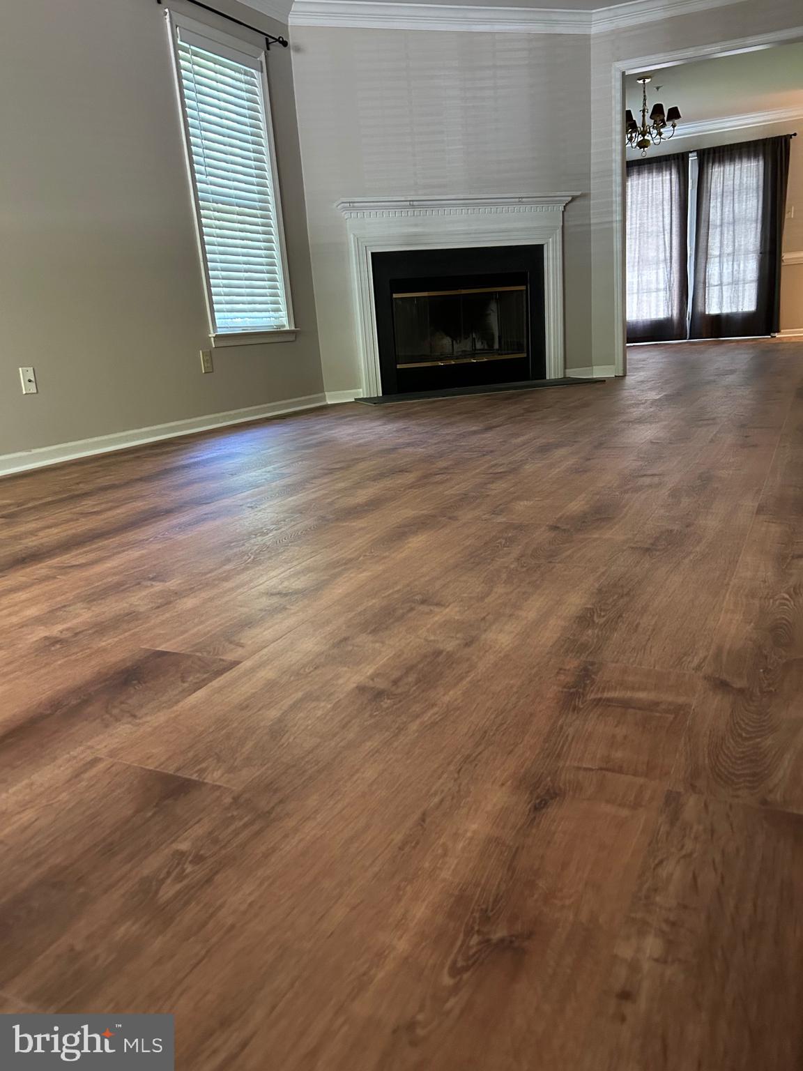 EVIAN - Residential Lease