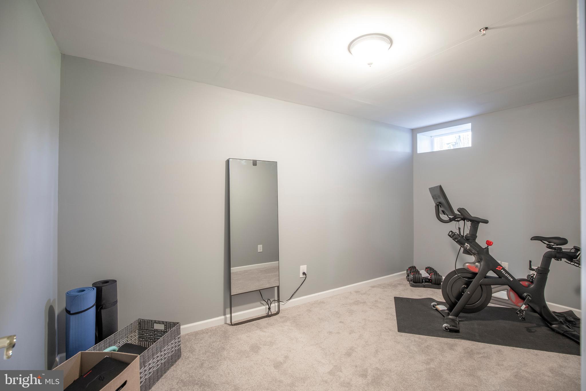 SUMMER HILL - Residential