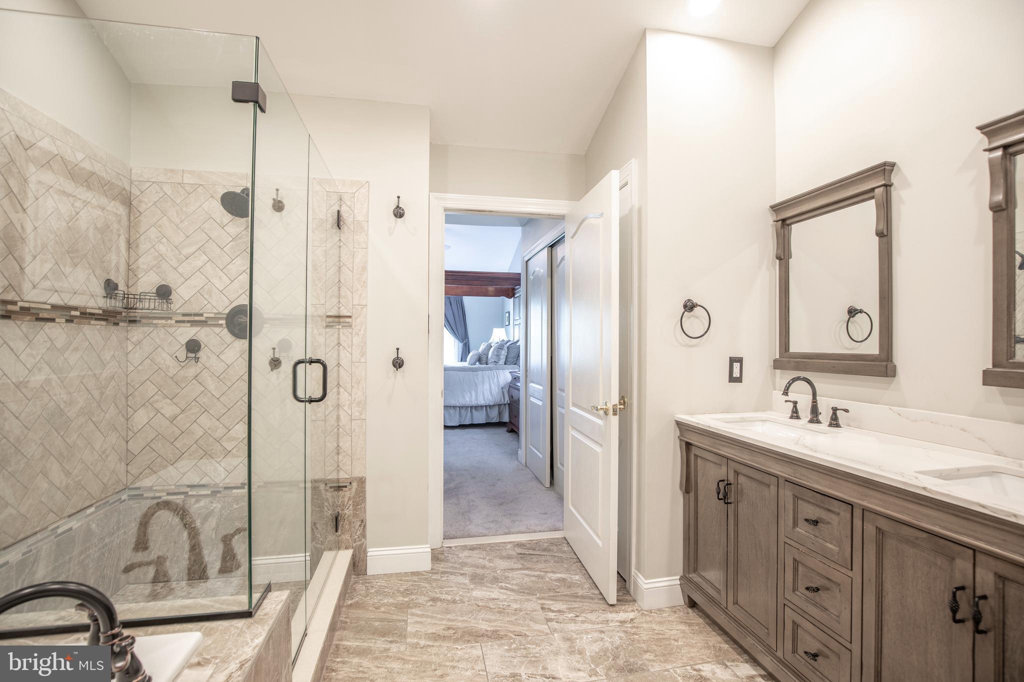 SUMMER HILL - Residential