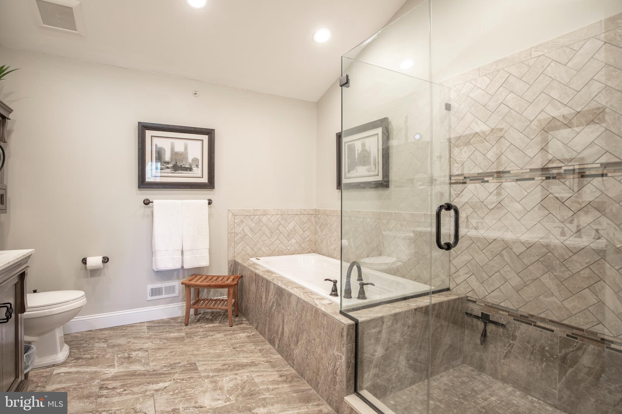 SUMMER HILL - Residential