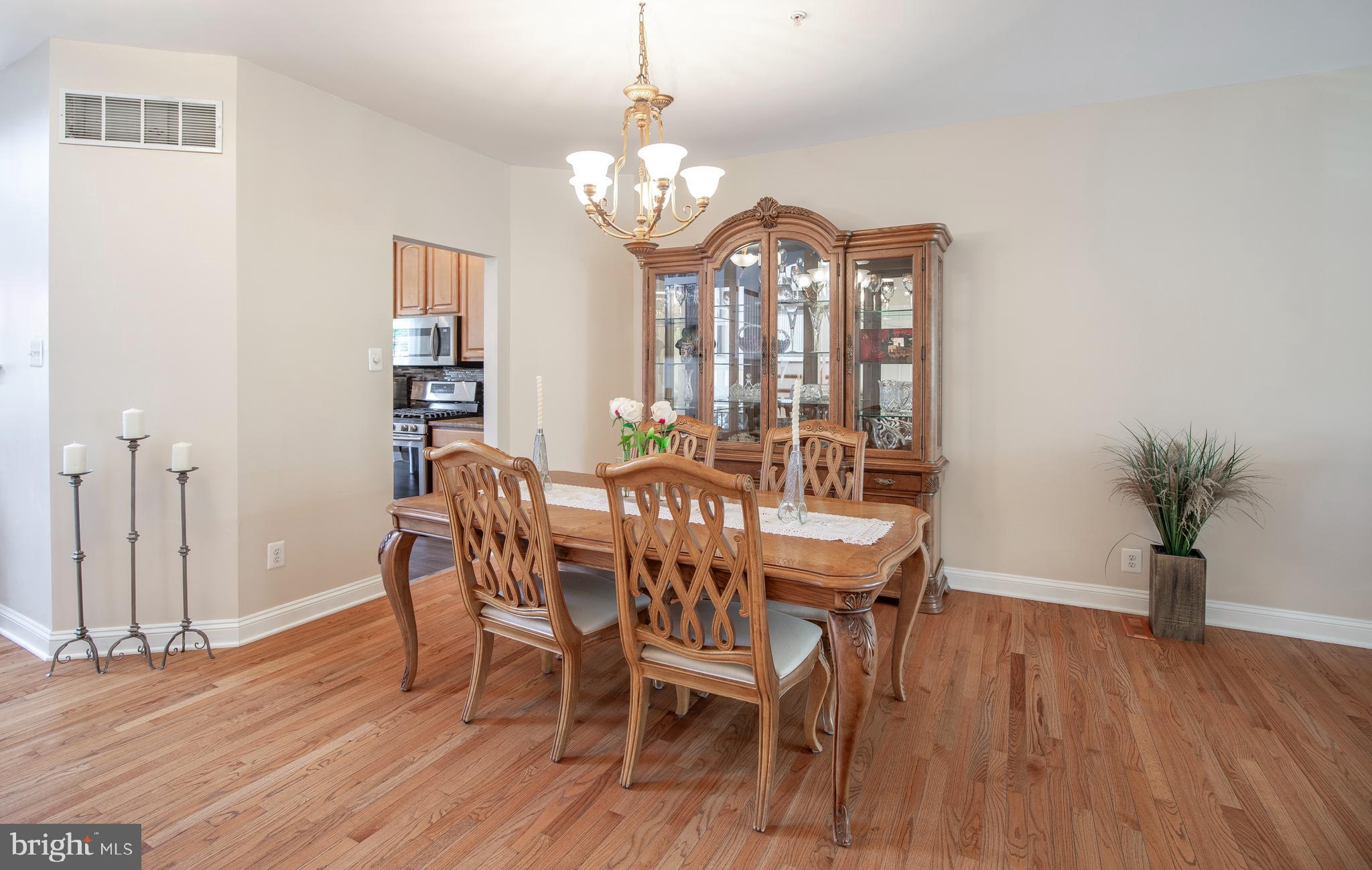 SUMMER HILL - Residential