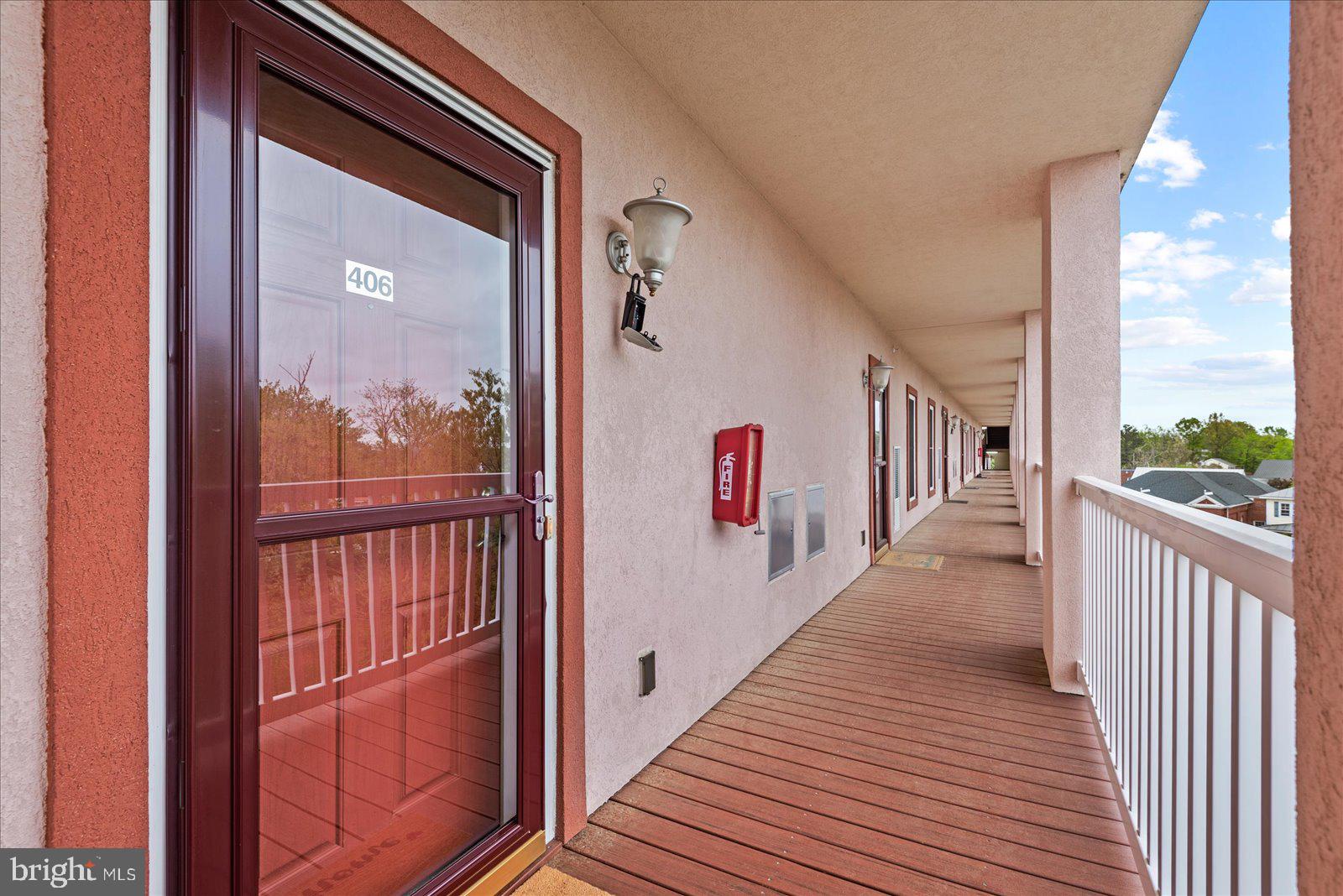 103 N IRVING AVENUE 406