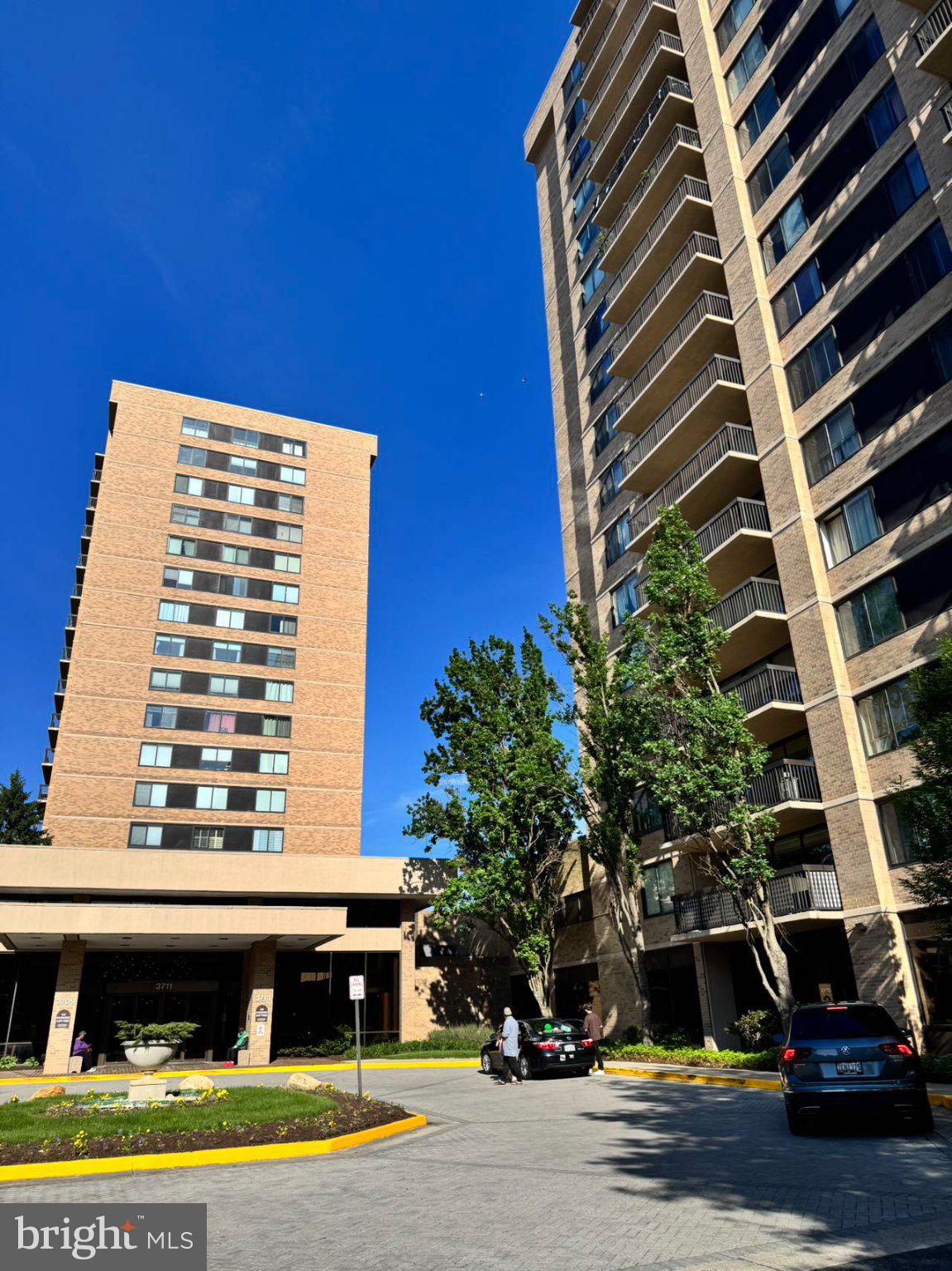 SKYLINE HOMES - Residential