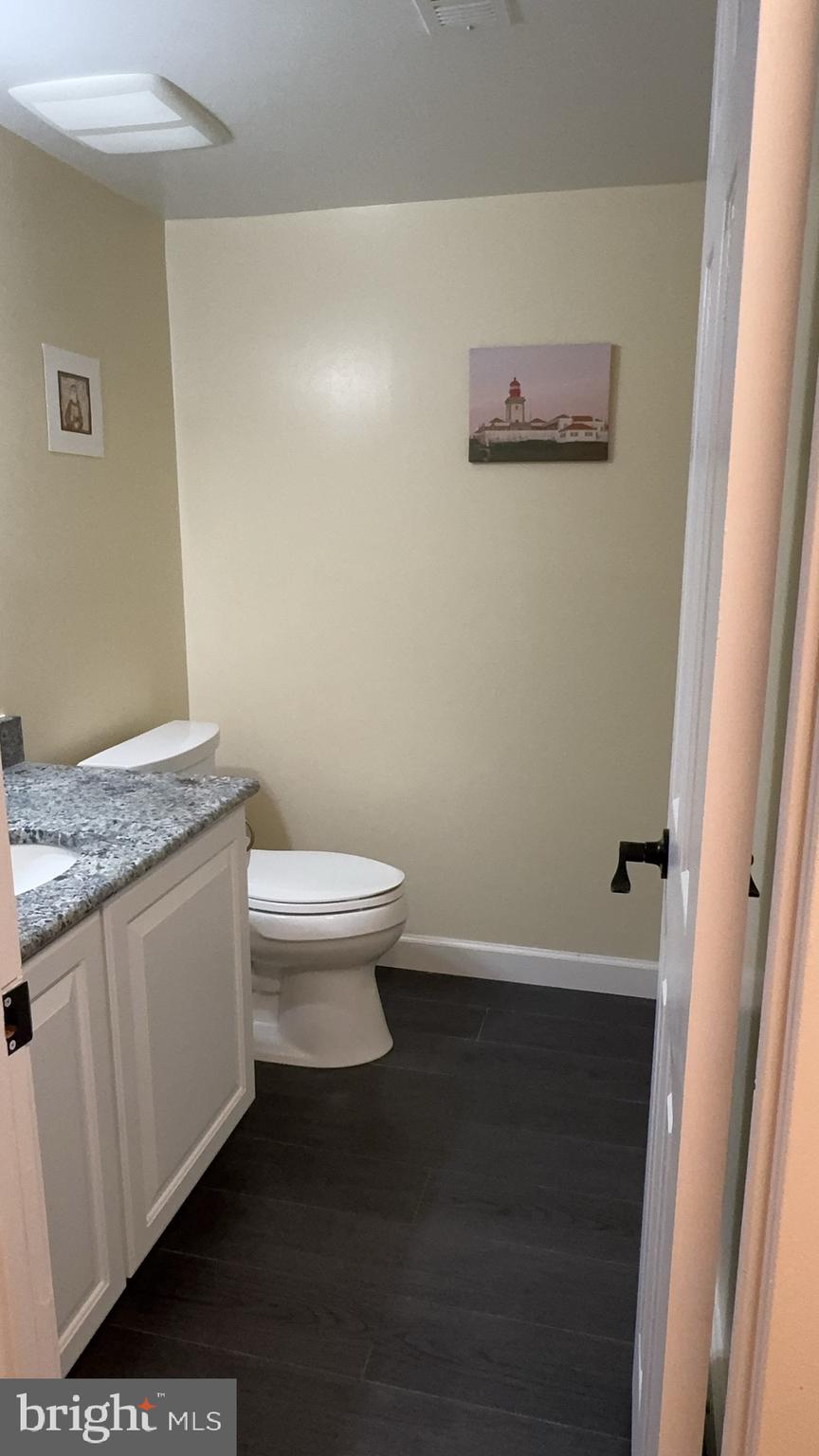 SKYLINE HOMES - Residential