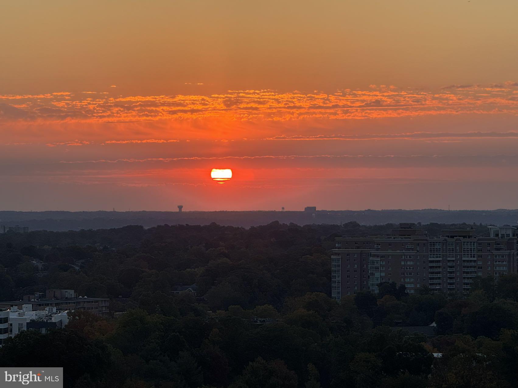 SKYLINE HOMES - Residential