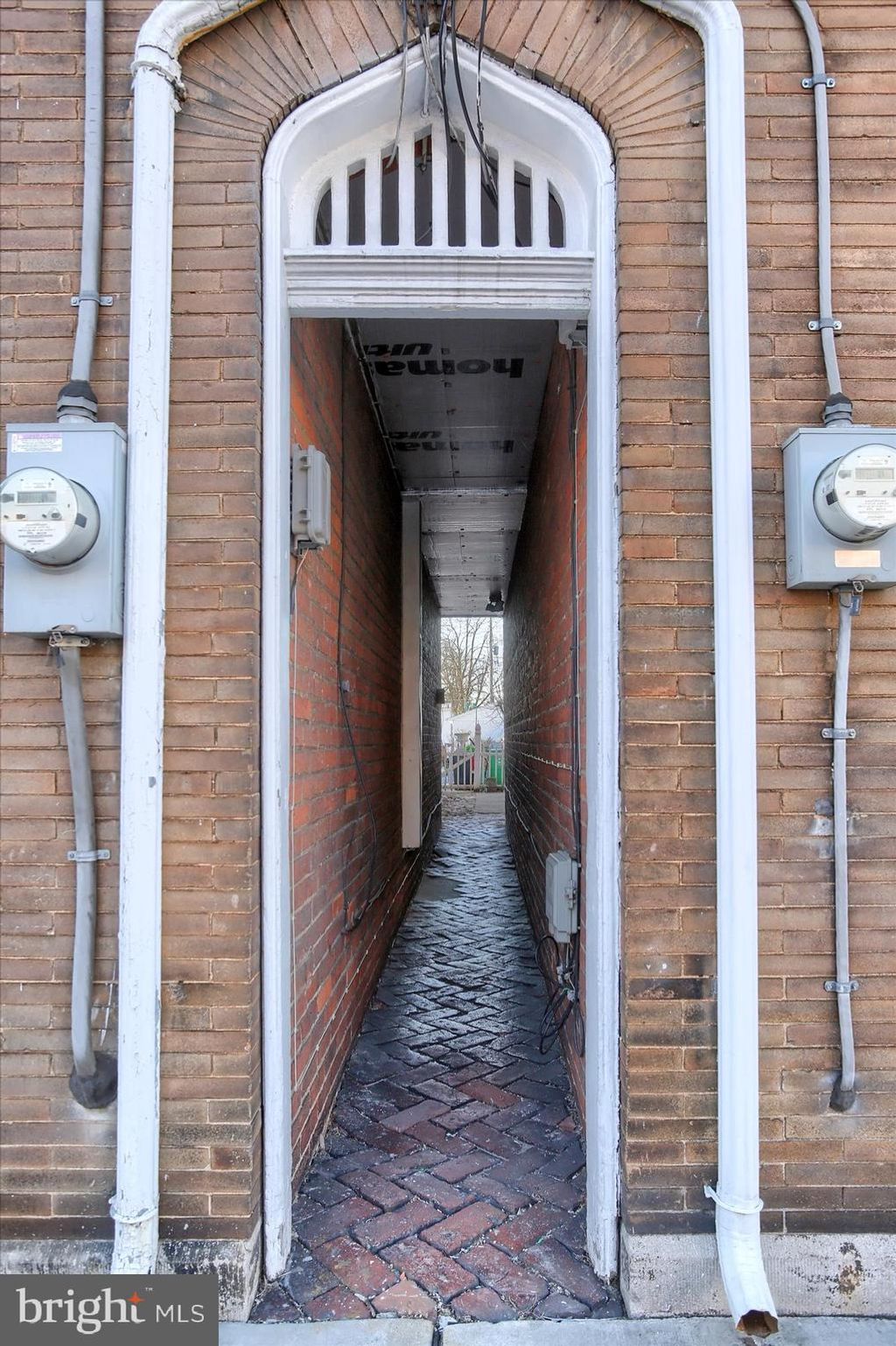 Photo of 48 E North St, CARLISLE, PA 17013 (MLS # PACB2050024)