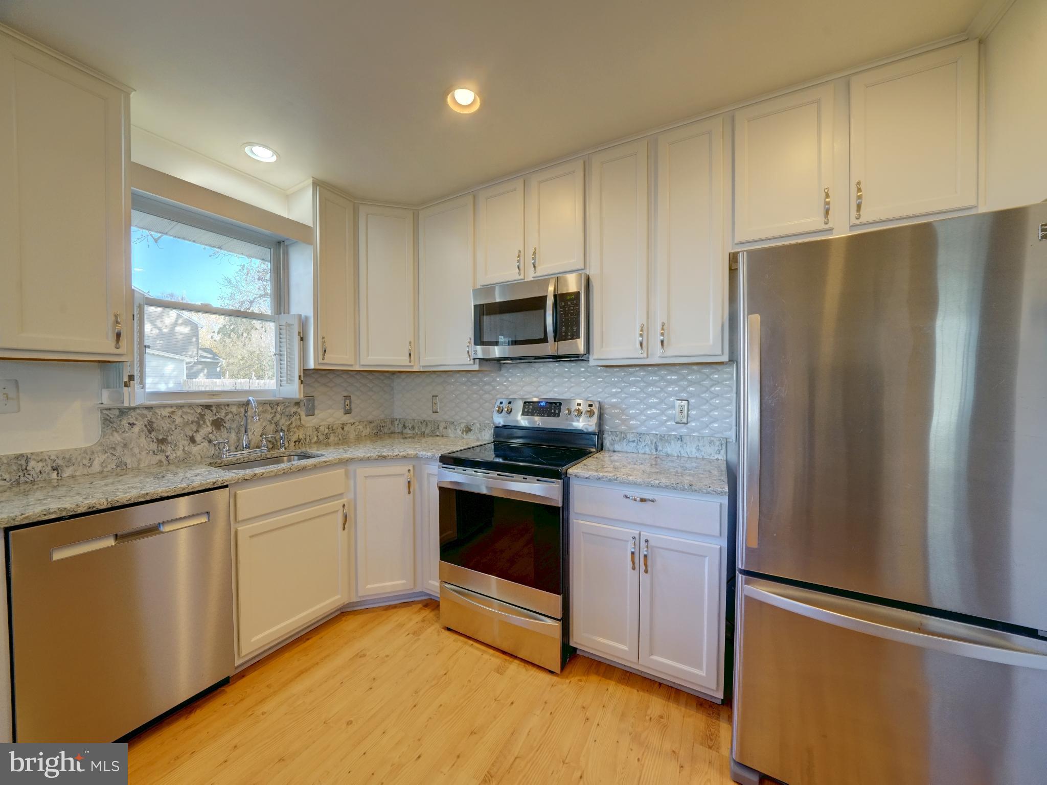 BAYSIDE BEACH - Residential