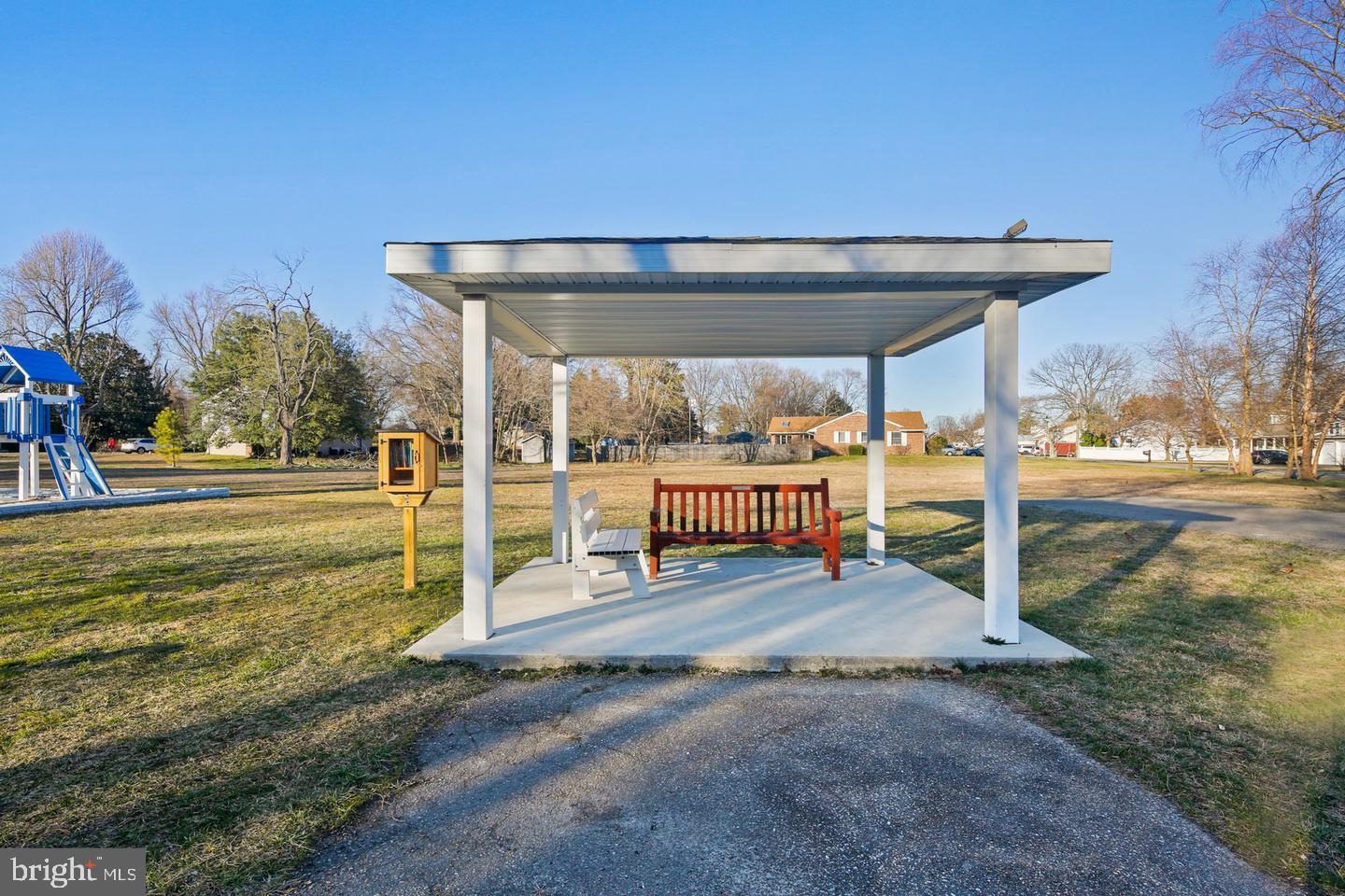 BAYSIDE BEACH - Residential