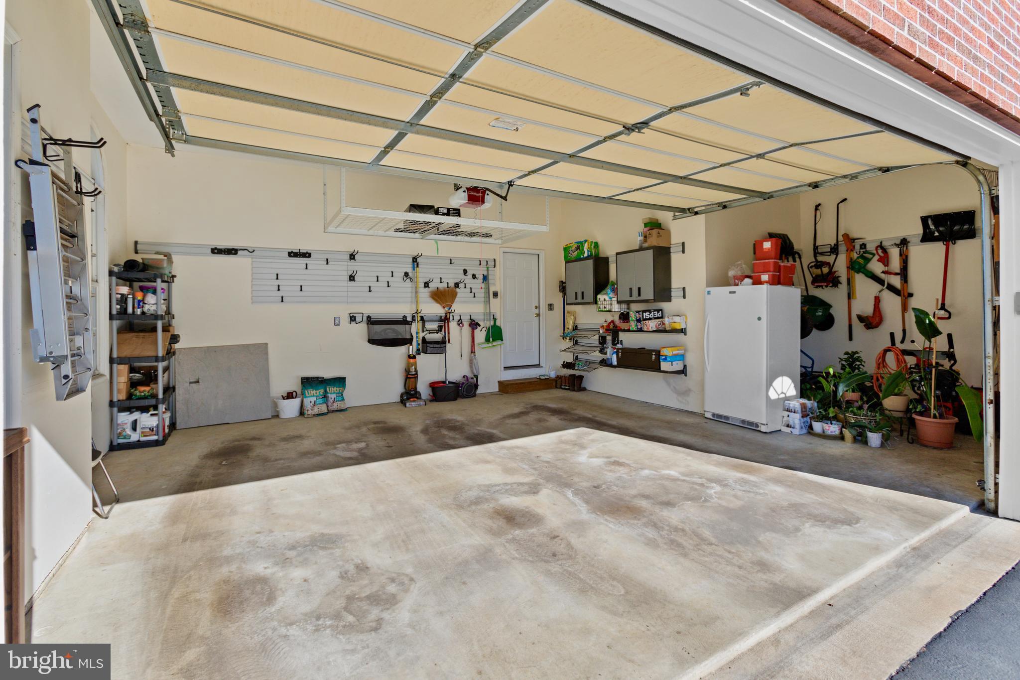 THE VILLAGE CASE - Residential