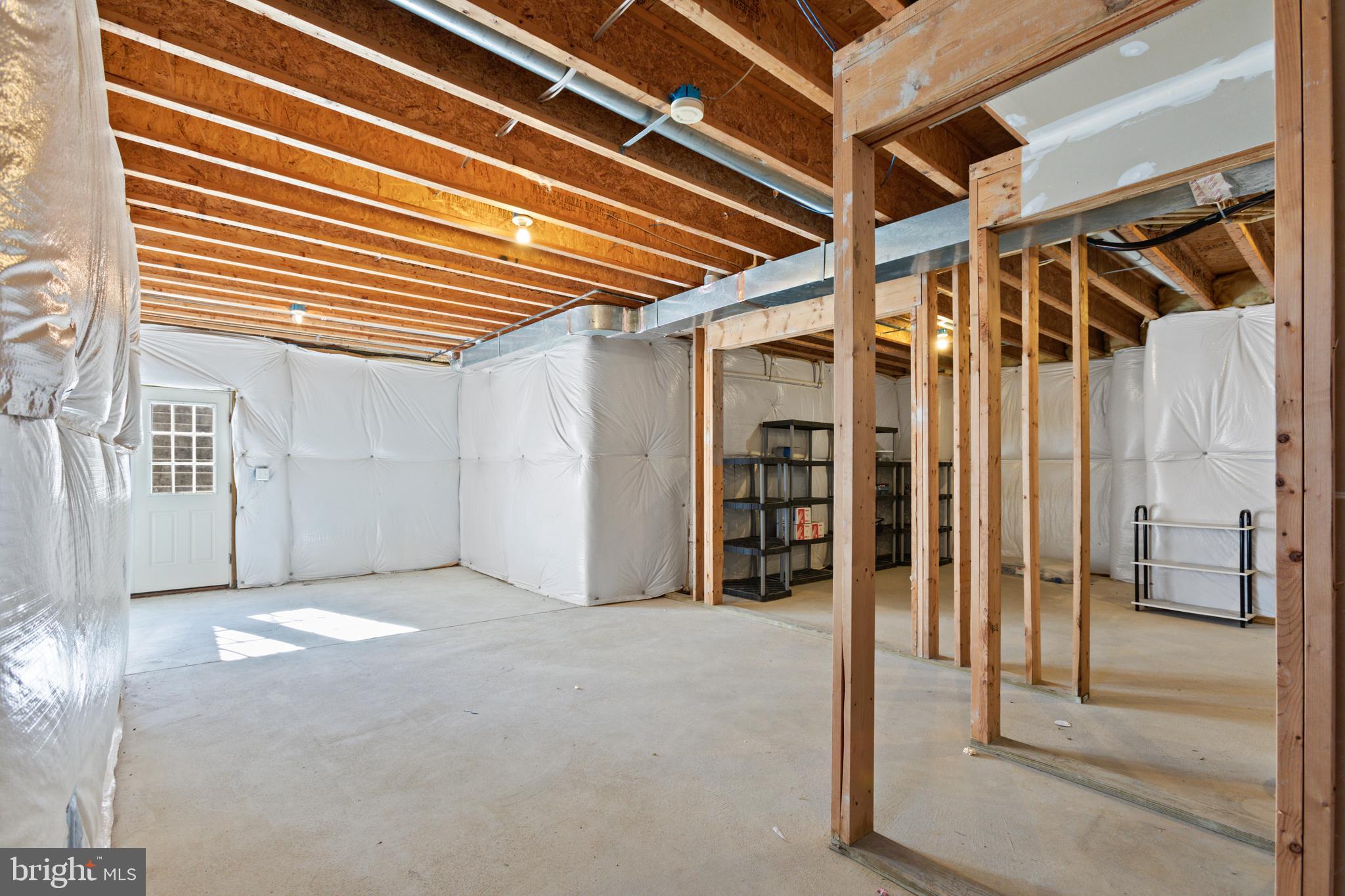 THE VILLAGE CASE - Residential