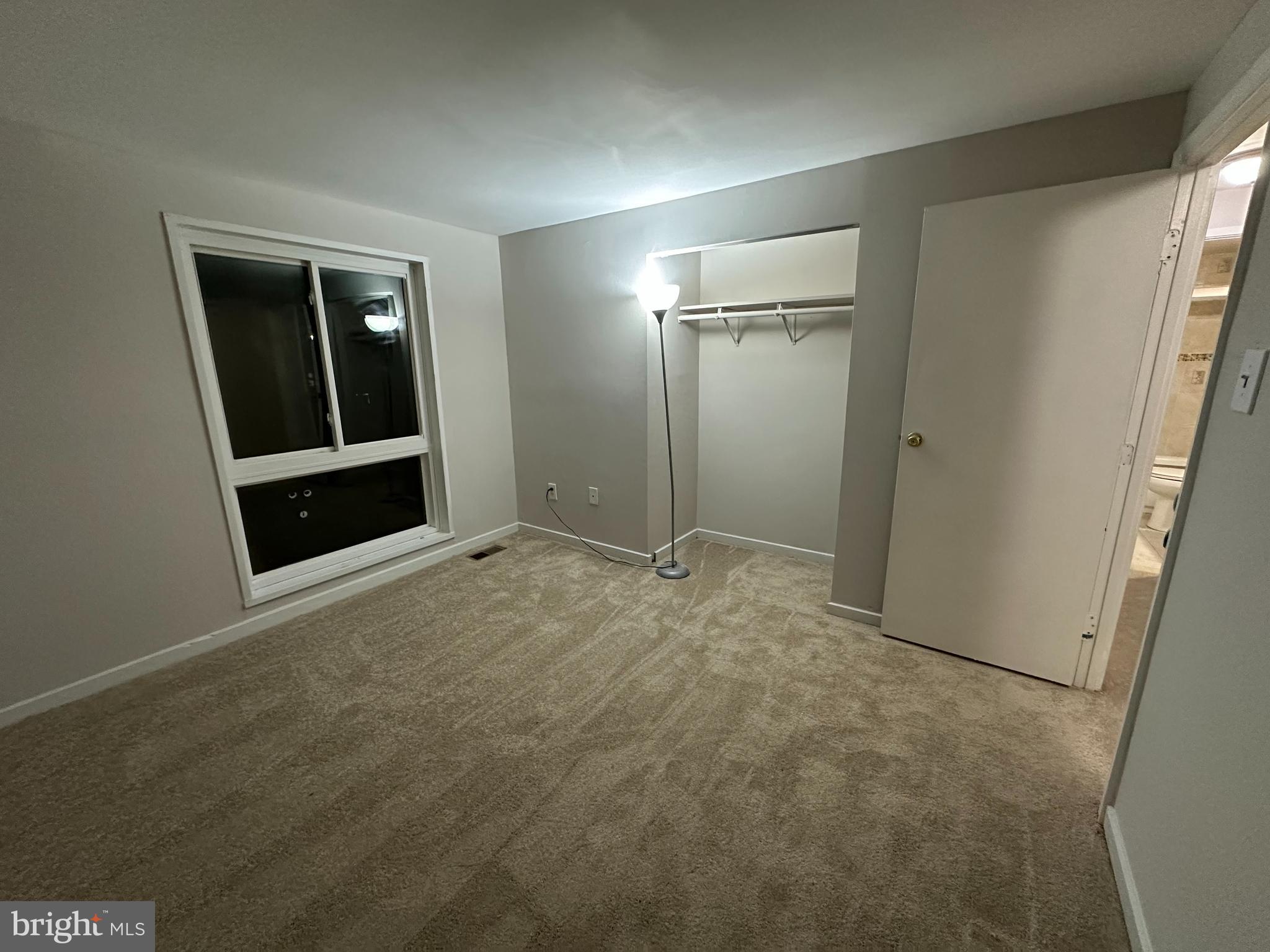 BRYANT SQUARE - Residential