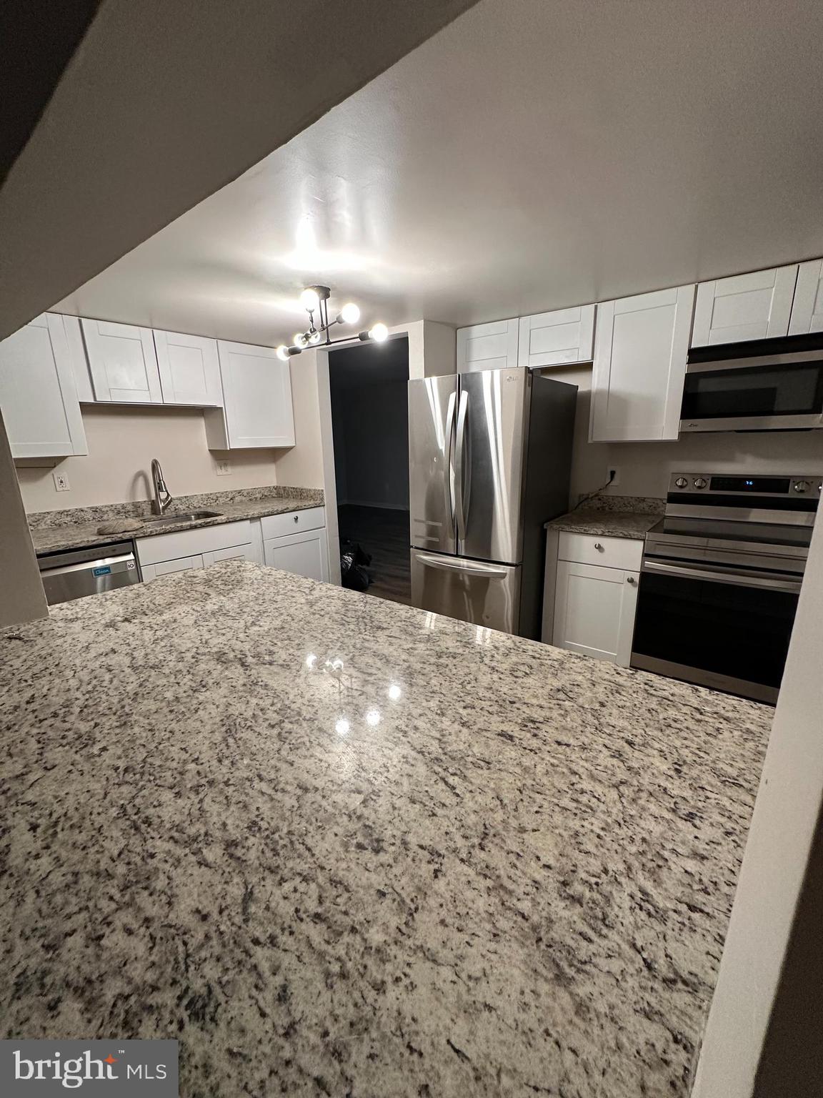 BRYANT SQUARE - Residential