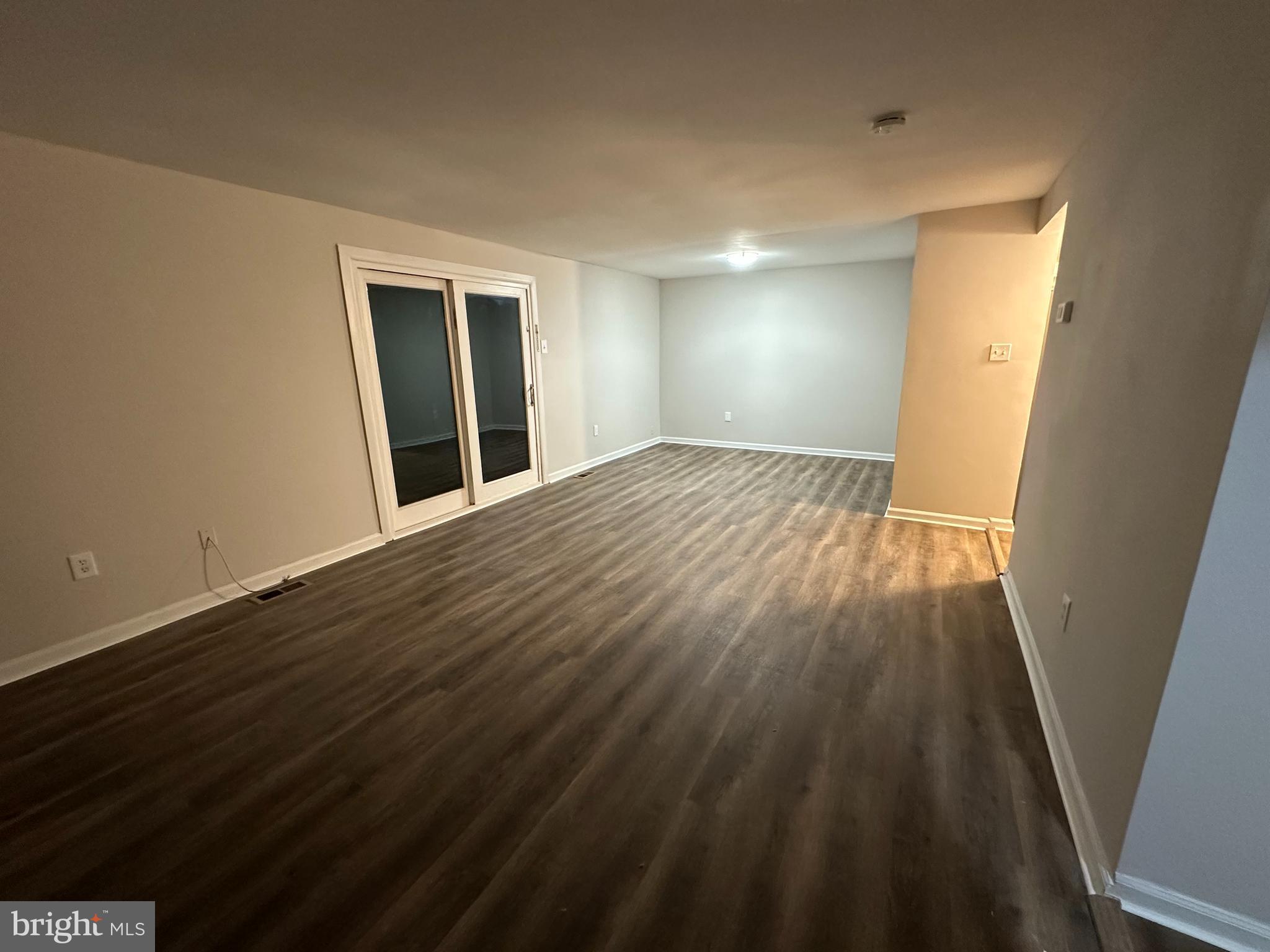 BRYANT SQUARE - Residential