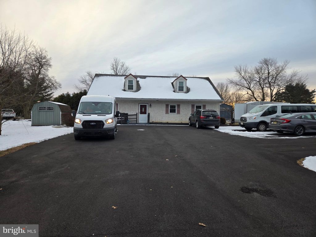 Photo of 2276 S Valley Forge Road, LANSDALE, PA 19446 (MLS # PAMC2165998)