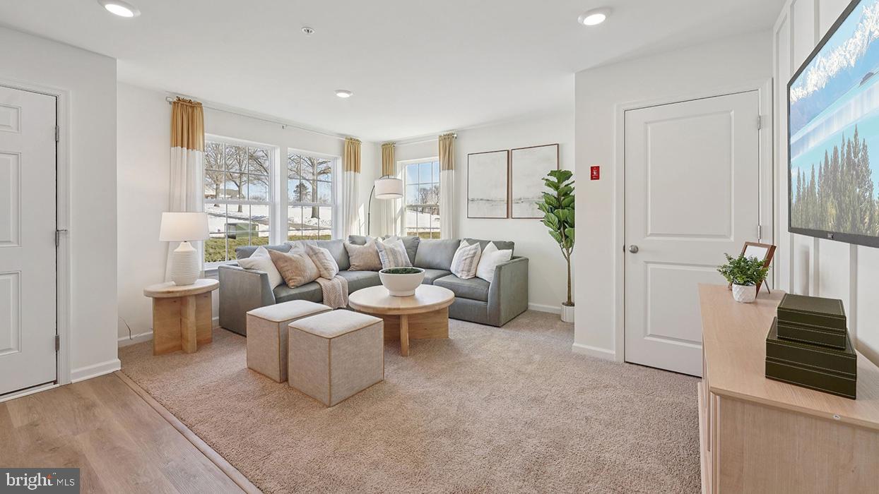 SPRING GARDEN MEADOWS - Residential