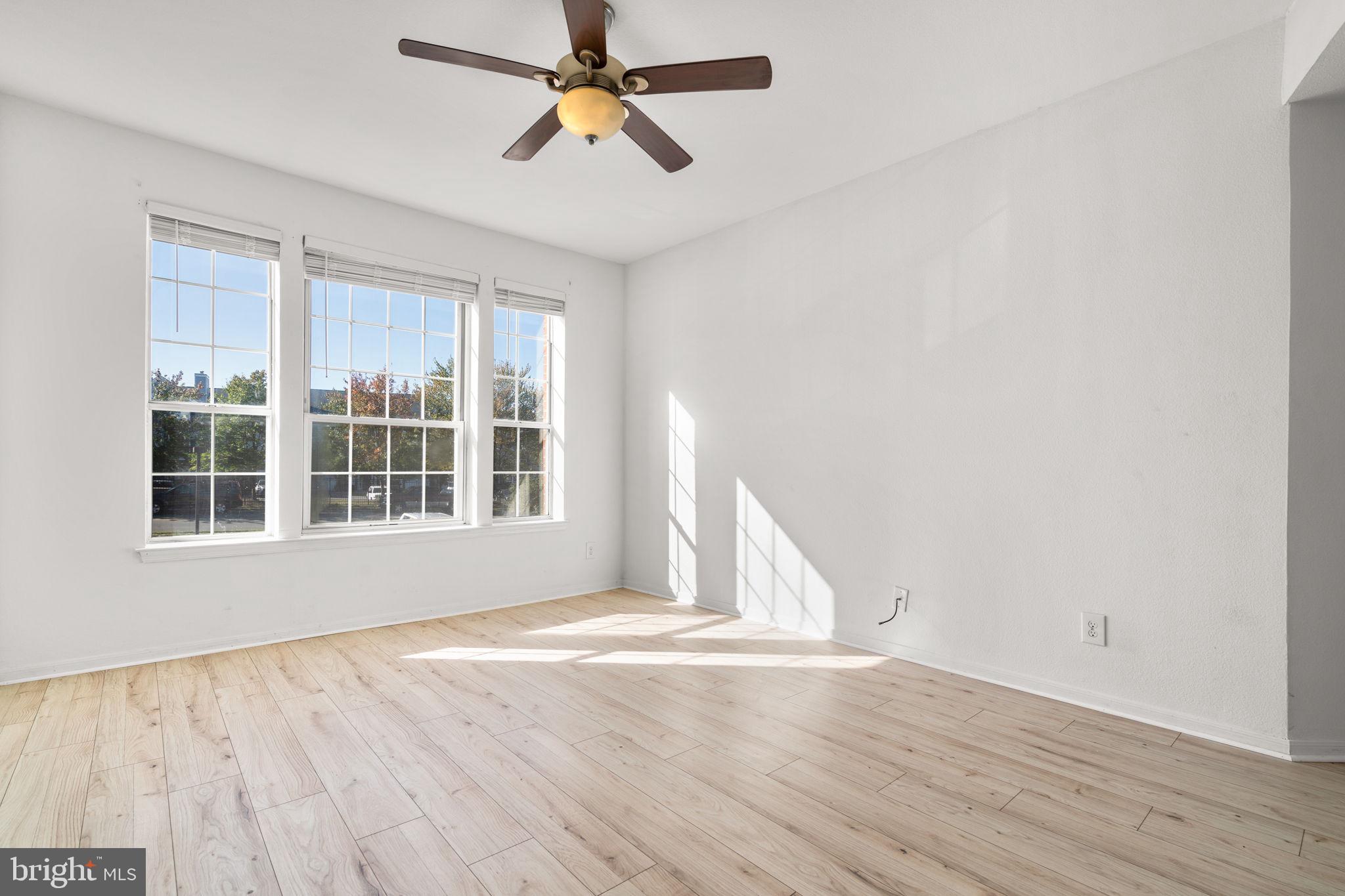 BROOKMEADE CONDO - Residential Lease