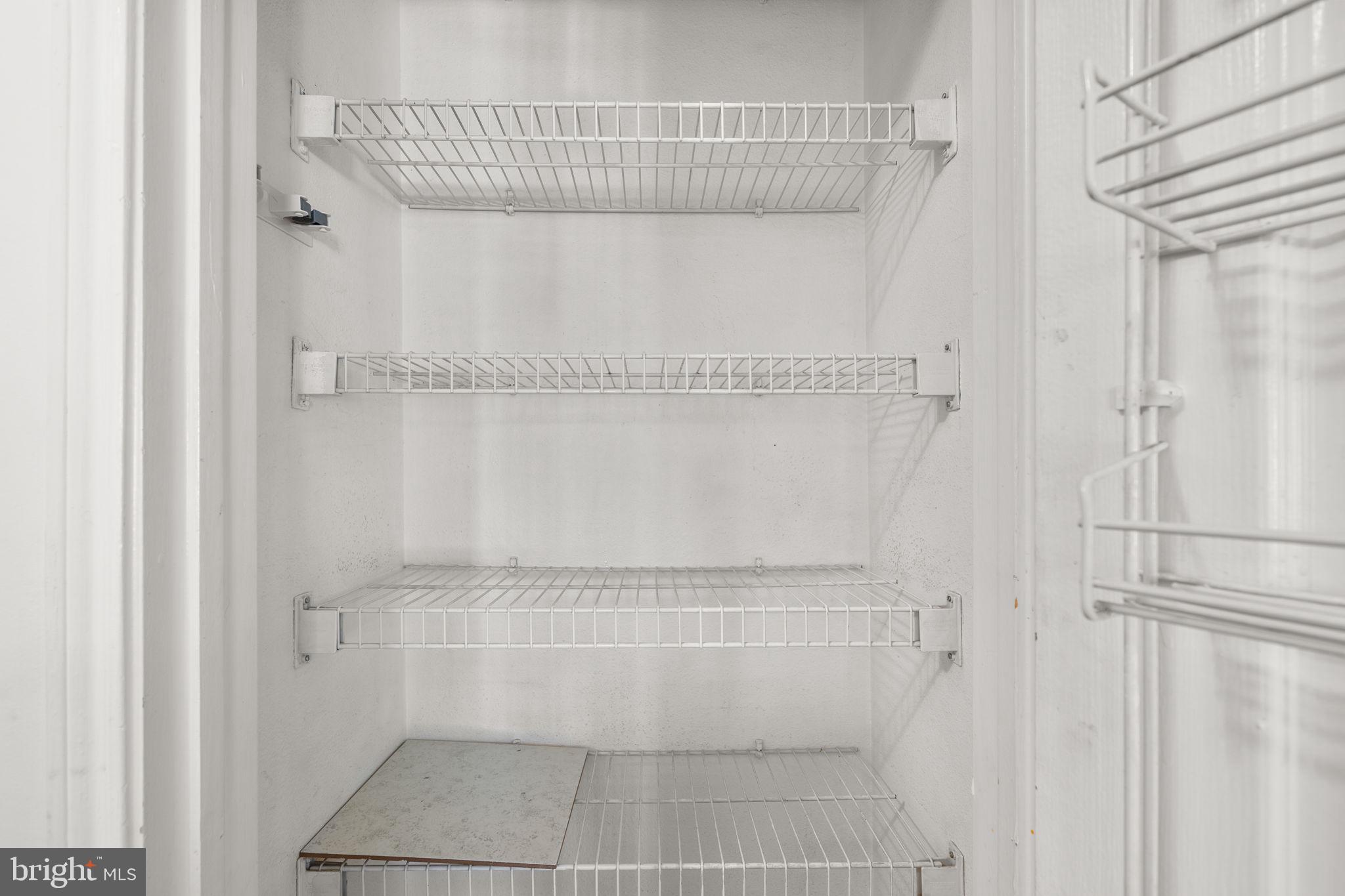 BROOKMEADE CONDO - Residential Lease