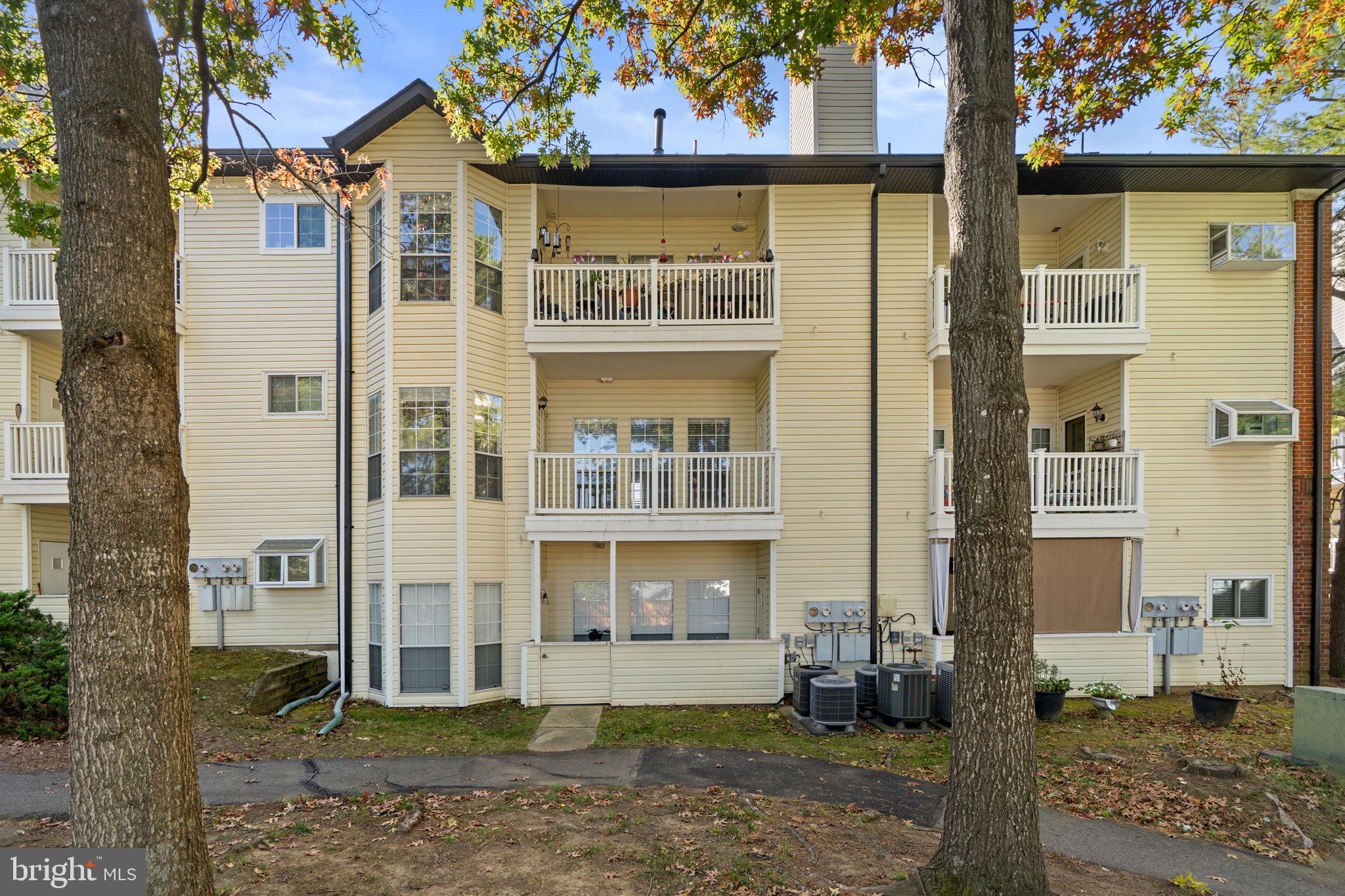 BROOKMEADE CONDO - Residential Lease